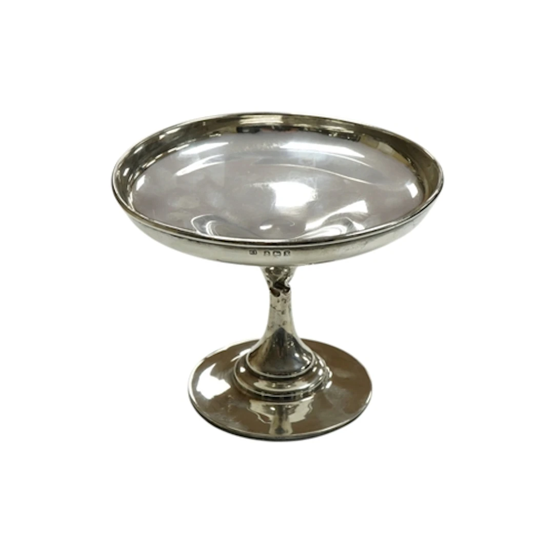 A George V silver tazza, Birmingham, 1922, makers mark C.I, ...