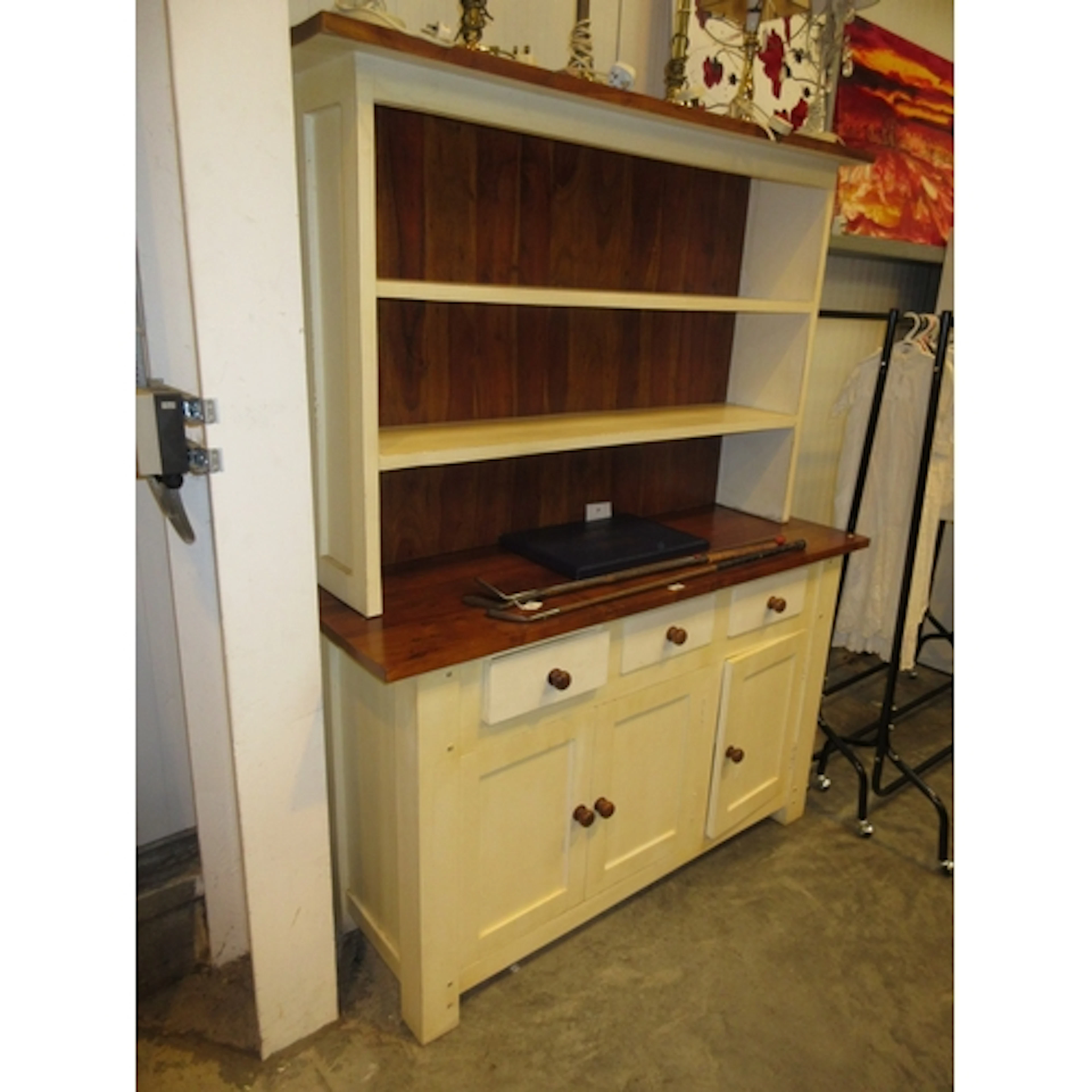 Shabby Chic Dresser, 1500x50x191cm h