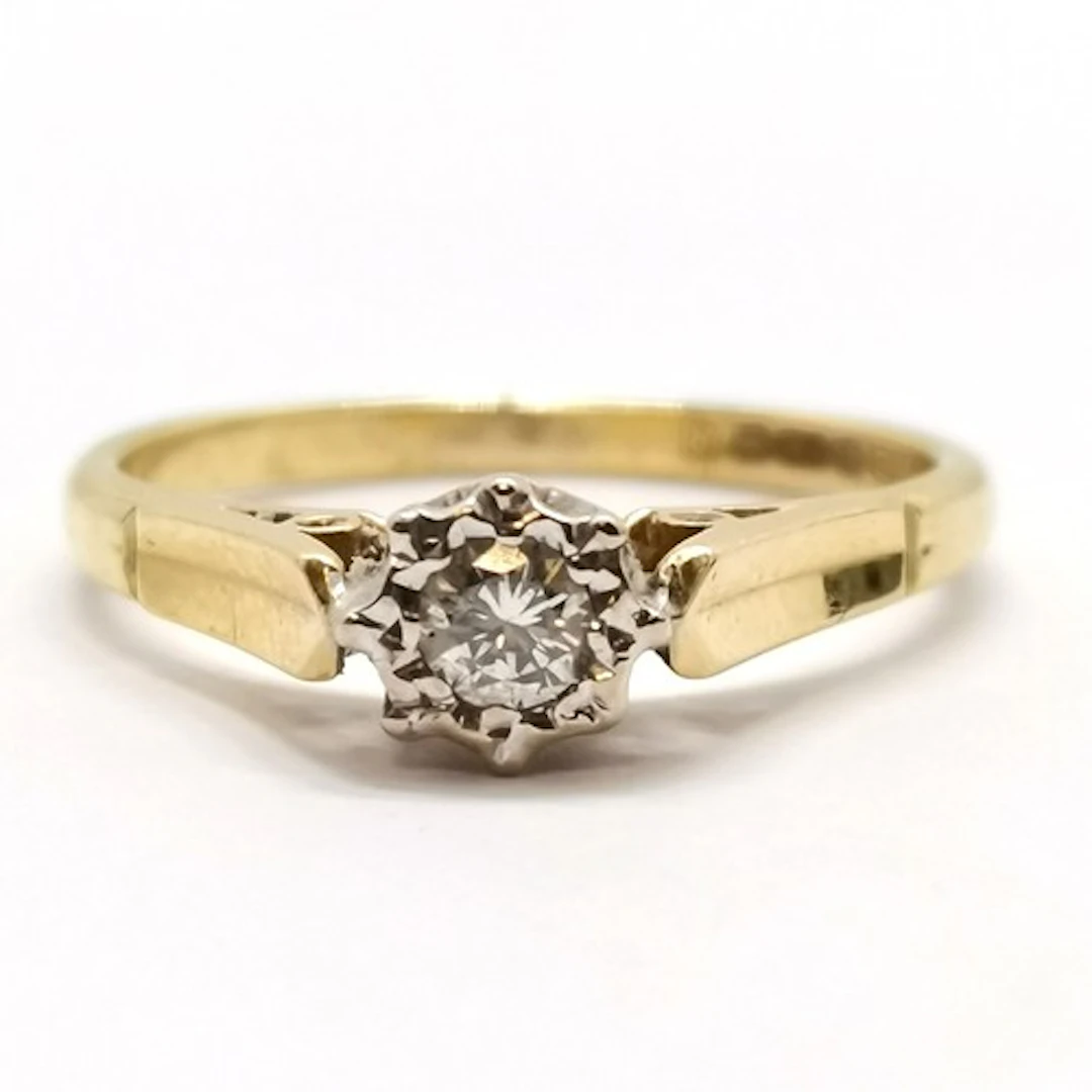 18ct hallmarked gold diamond solitaire ring - size L½ & 2.5g...