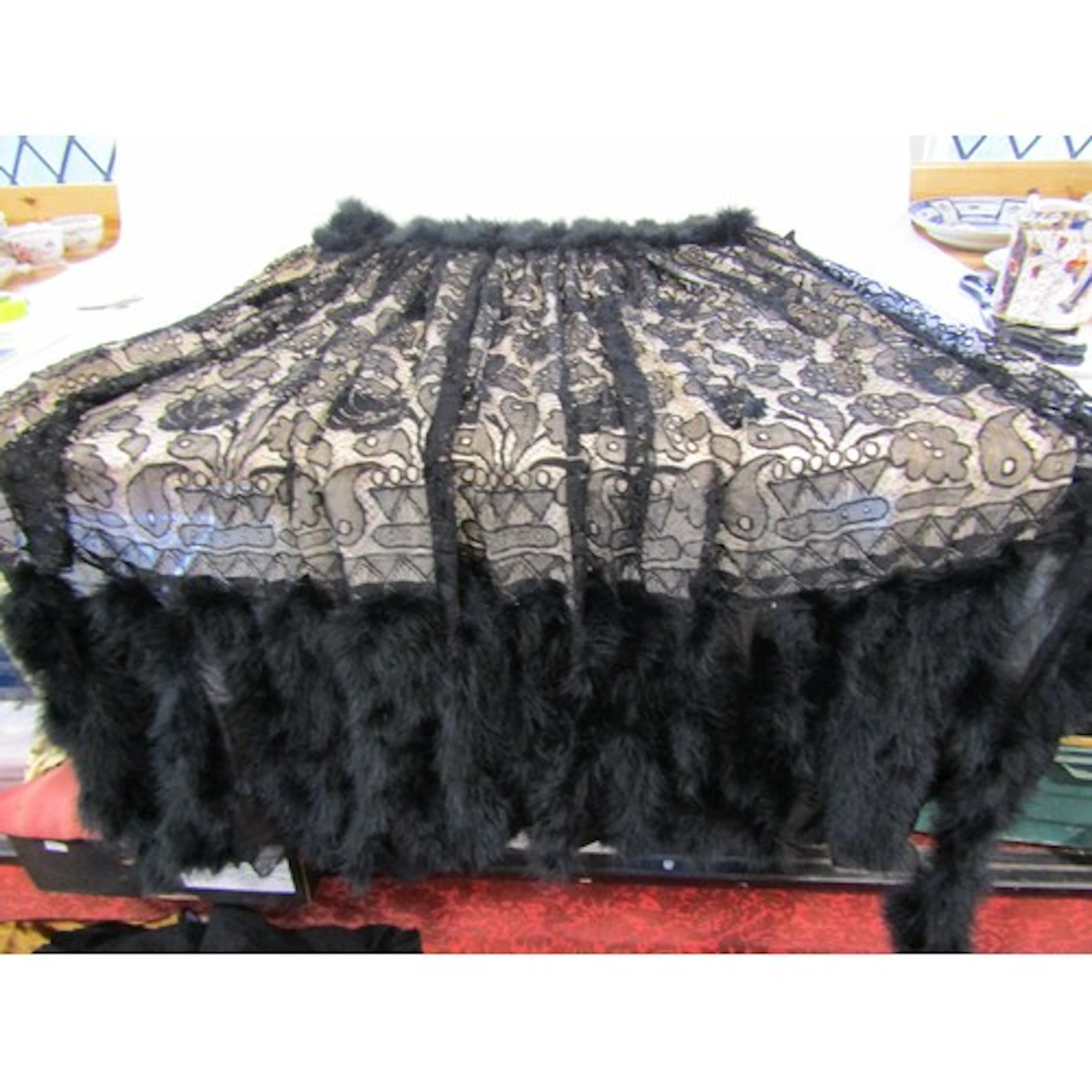 Box of vintage dresses circa 1950/60 examples with collars, ...