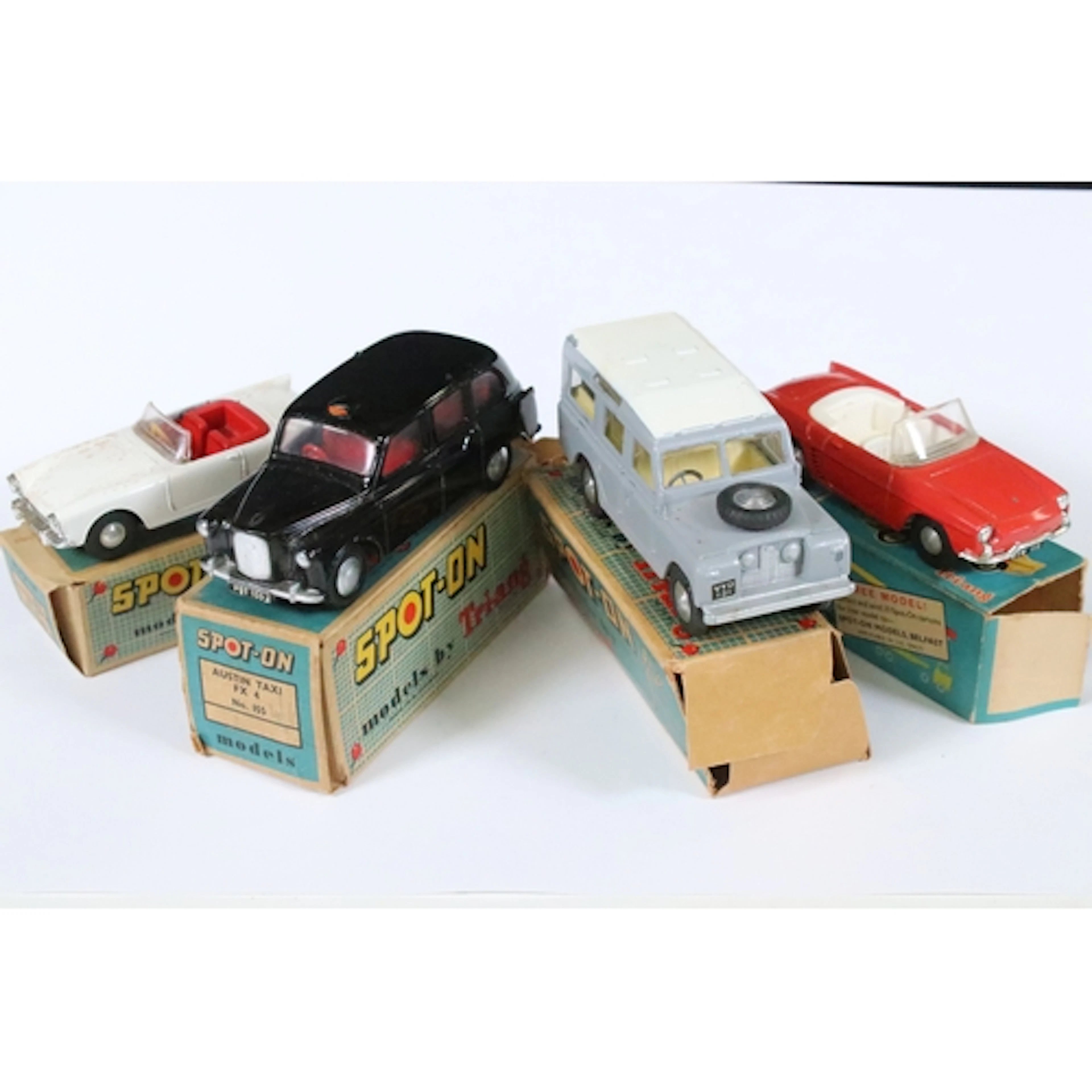 Four boxed Triang Spot On diecast models to include 155 Aust...