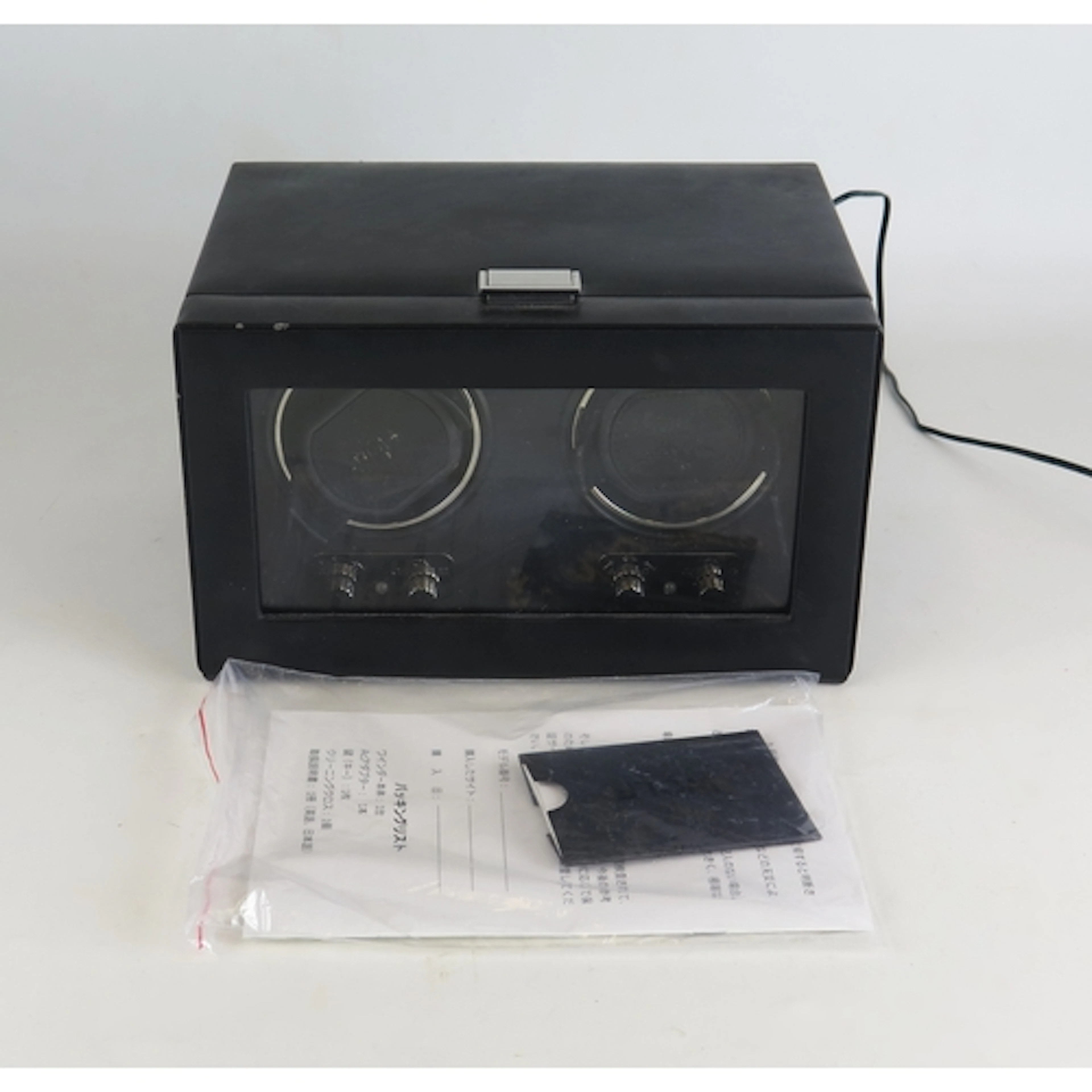 A Wolf twin automatic watch winder, Heritage black 270102 mo...