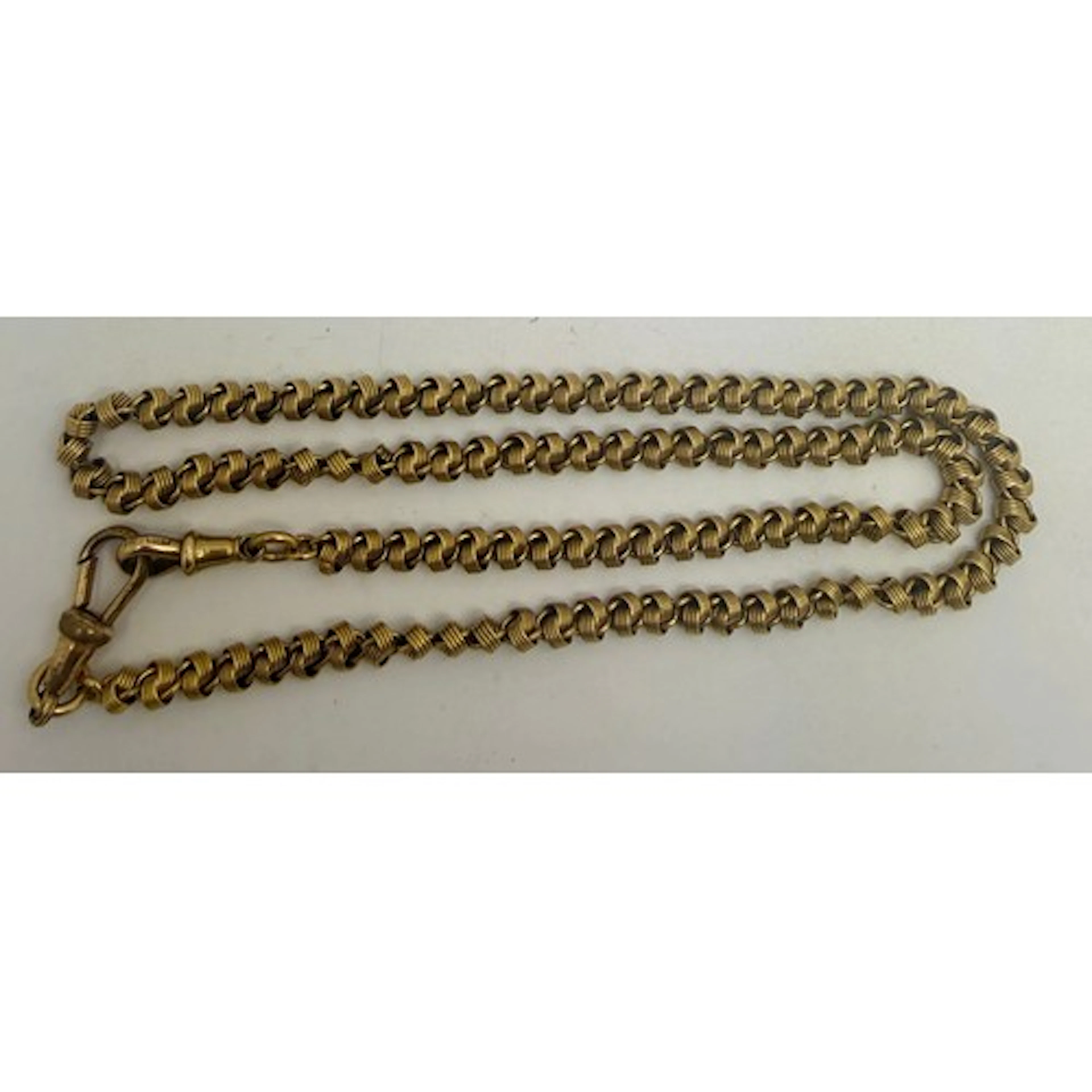 A 15 carat gold chain necklace with unmarked clasps. Total l...