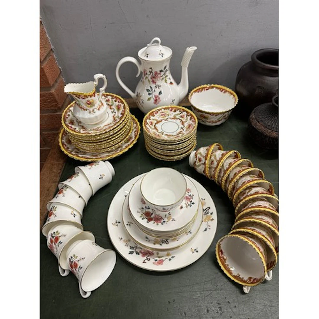 A Royal Albert China Garden coffee pot with six cups and sau...