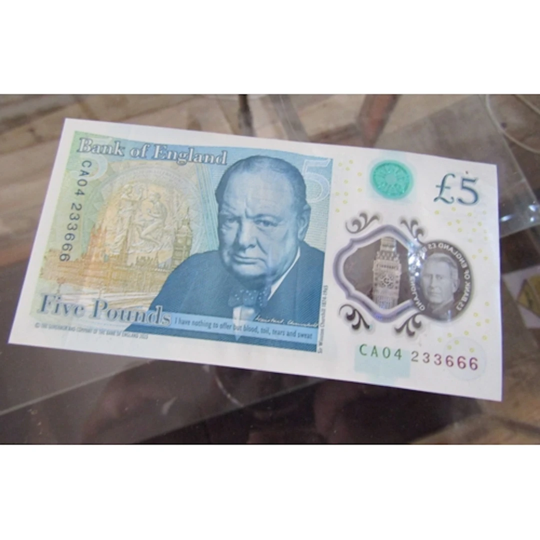 English Five Pound Note Winston Churchill Serial Number CA04...