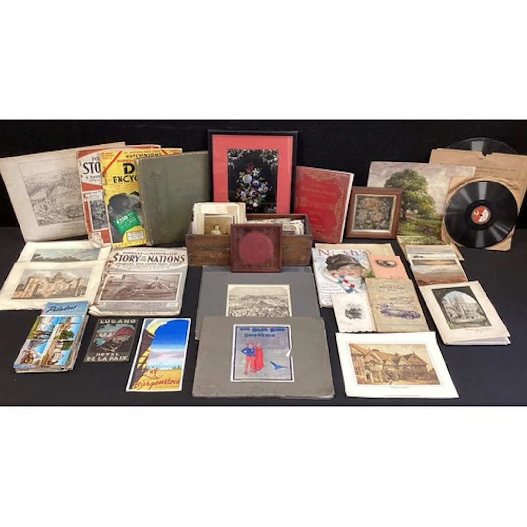 Postcards and Ephemera - Victorian and later portrait photog...