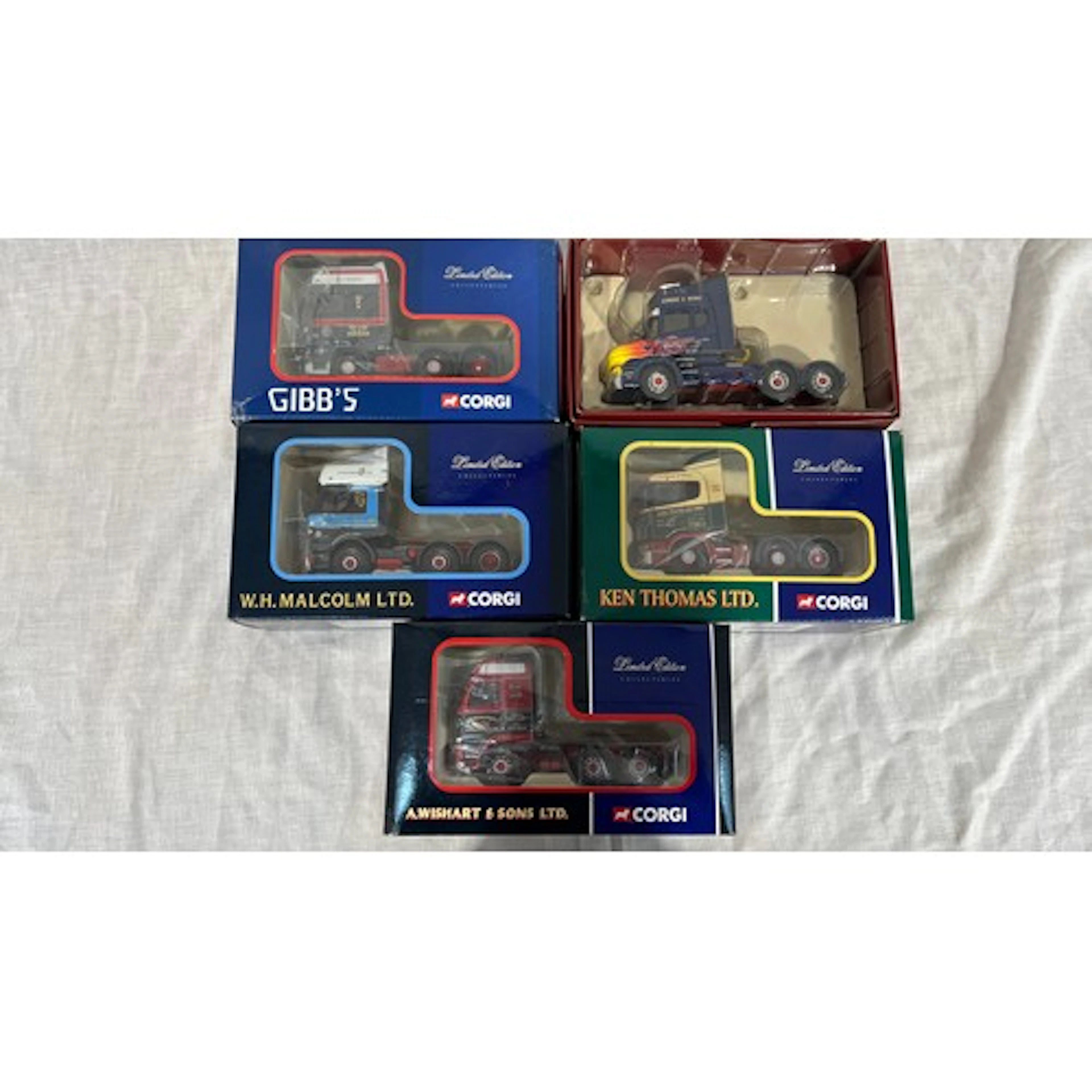 Corgi 1:50 scale diecast models to include CC12108 W H Malco...