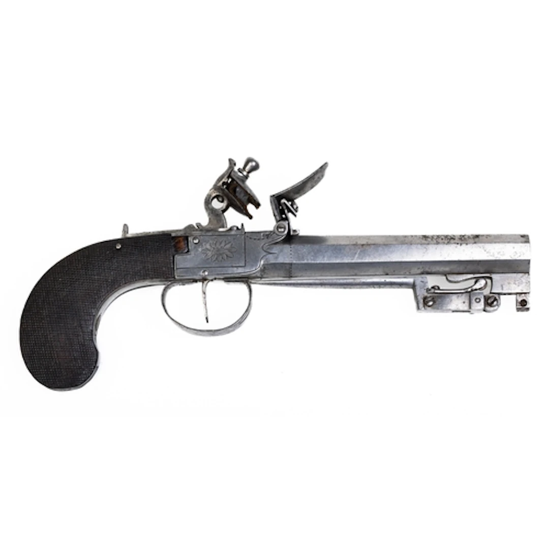 FLINTLOCK BELT PISTOL. Flintlock belt pistol, 11cm octagonal...