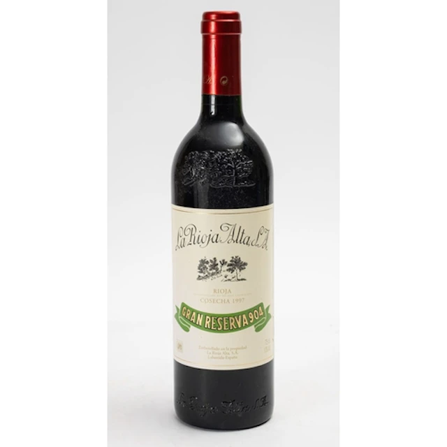 A bottle of La Rioja Alta Gran Reserve 904, Cosecha 1997. Fi...