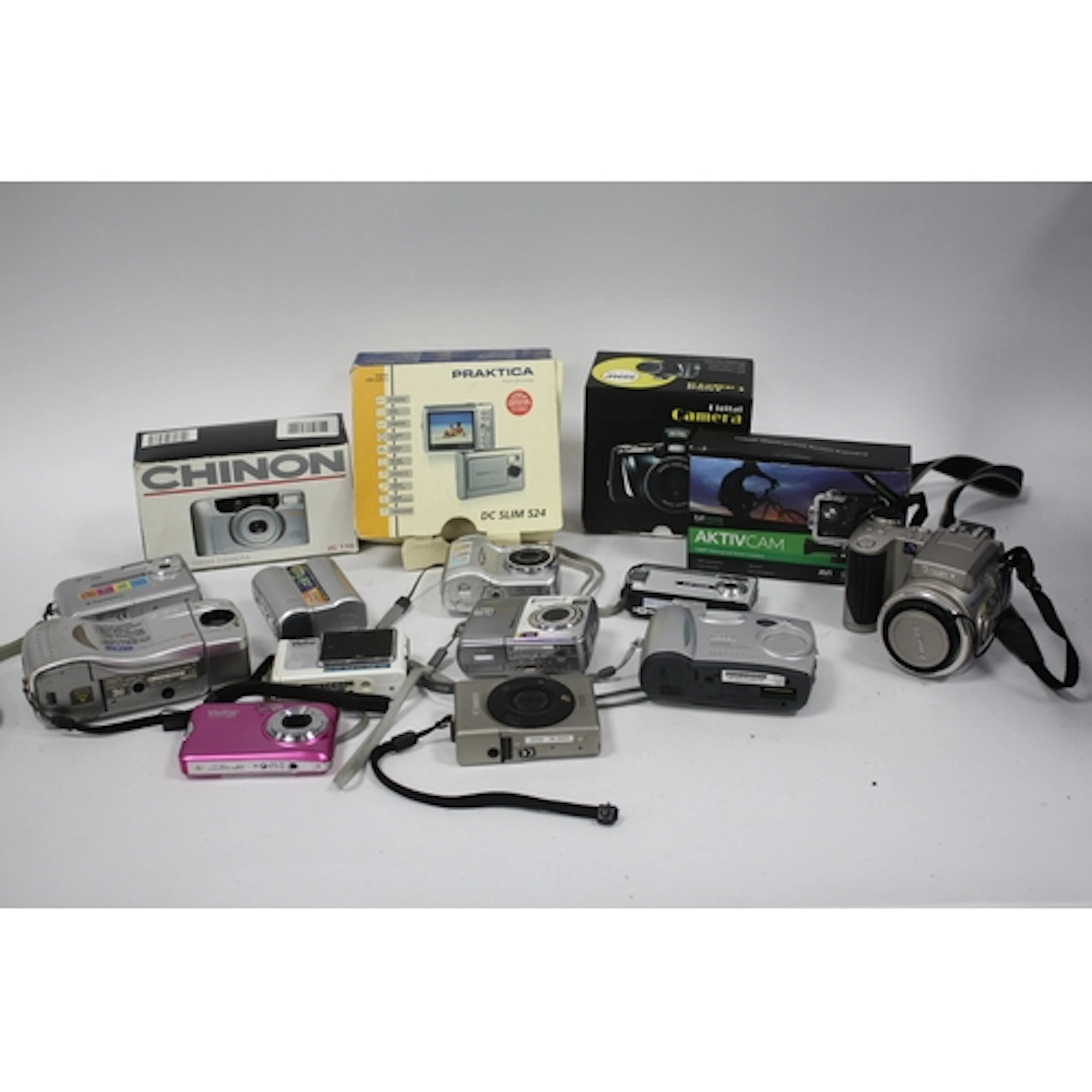 A collection of Digital Cameras to include Praktica DC Slim ...