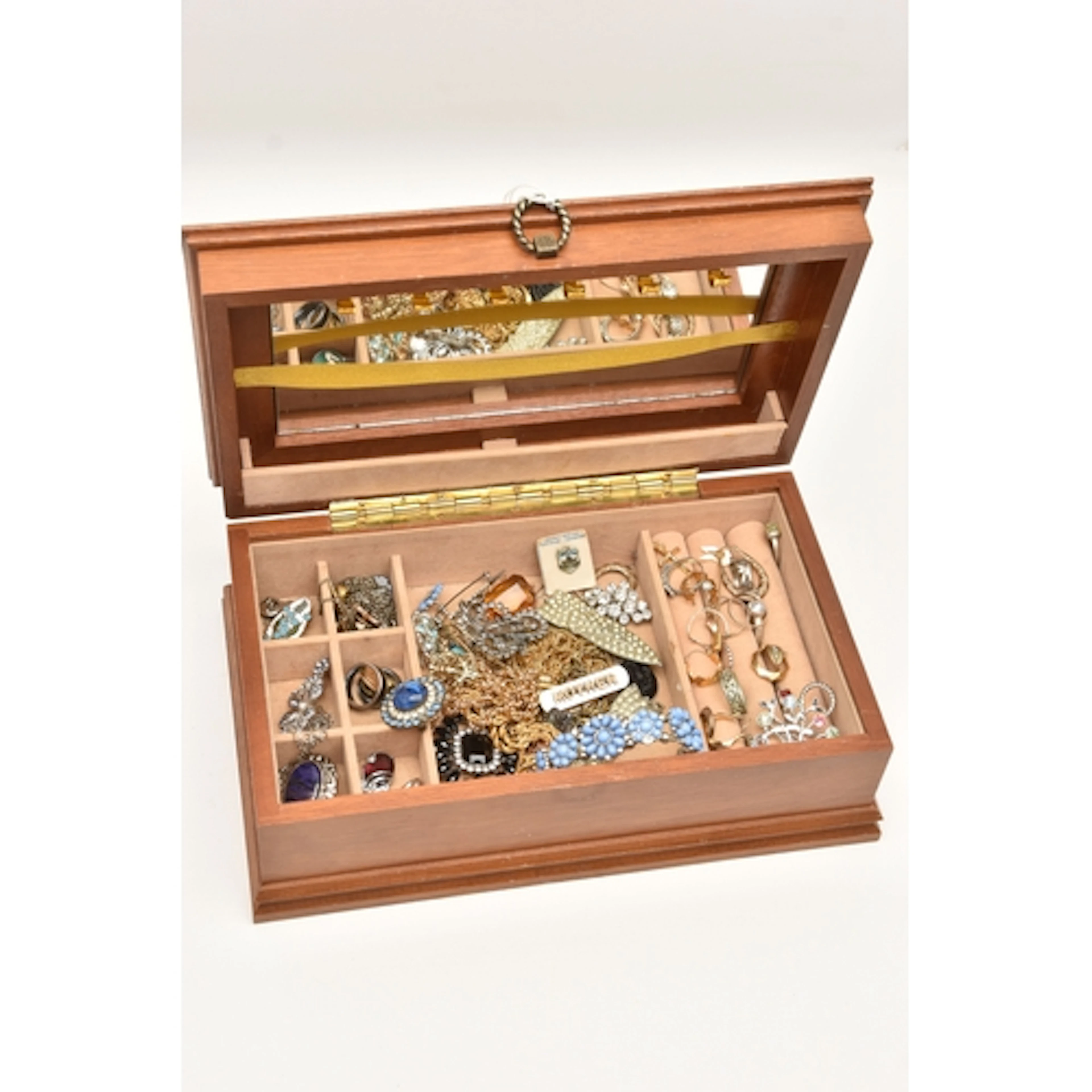 A WOODEN JEWELLERY BOX OF COSTUME JEWELLERY, including a ros...