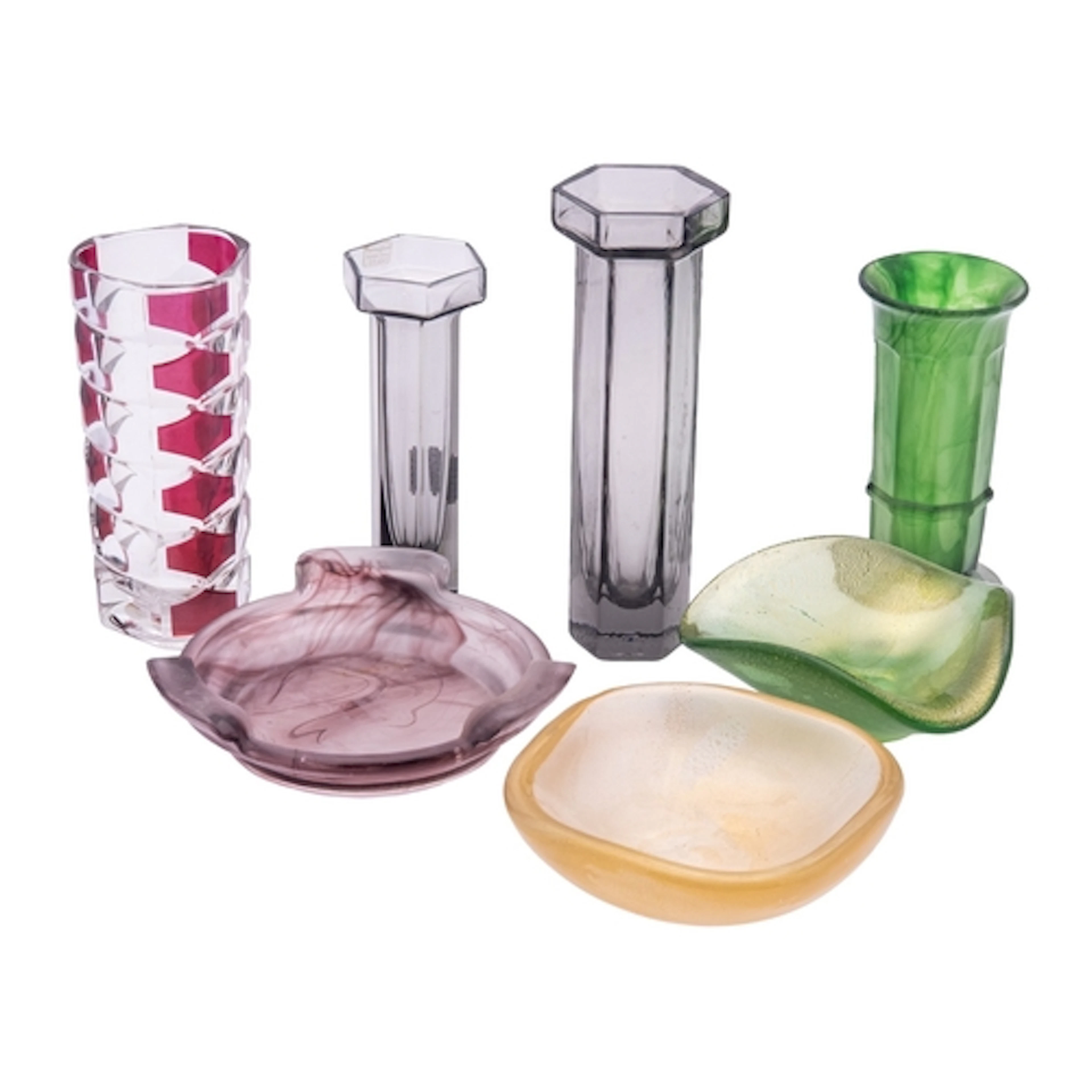 A mixed group of art glass comprising two shallow Murano bow...