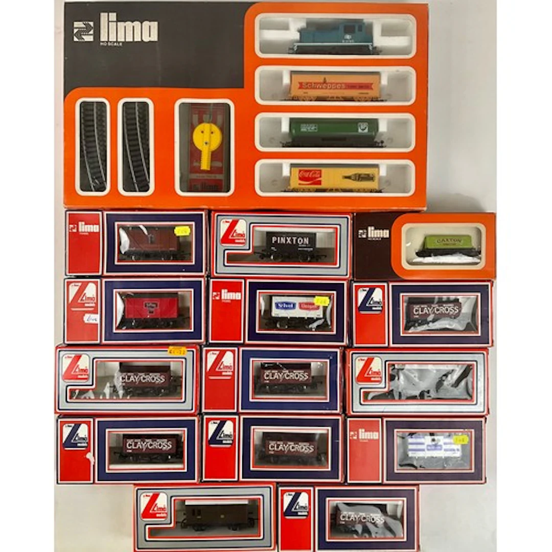 Lima Model Railways - A quantity of Lima Railways boxed H0 l...