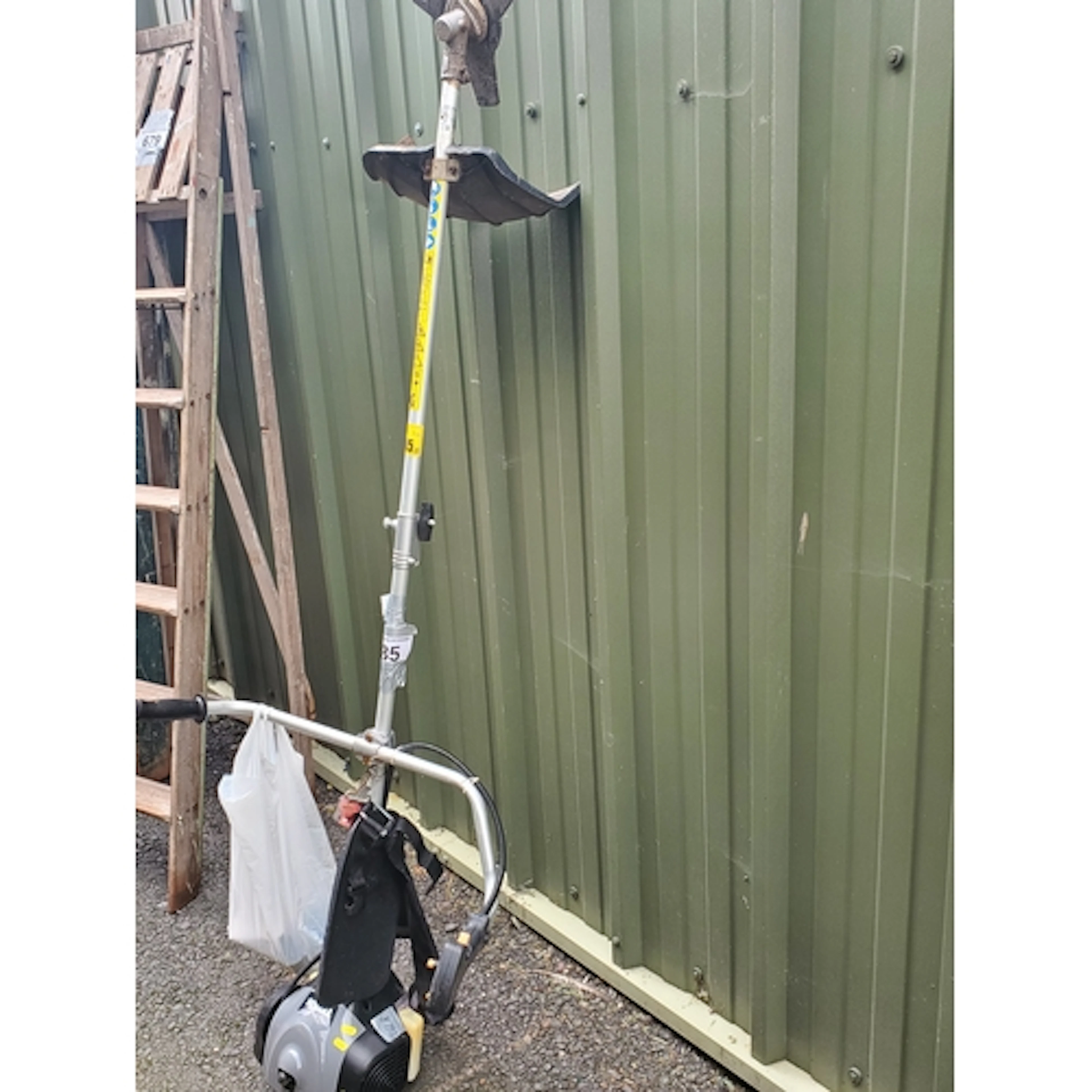 A Titan petrol Strimmer