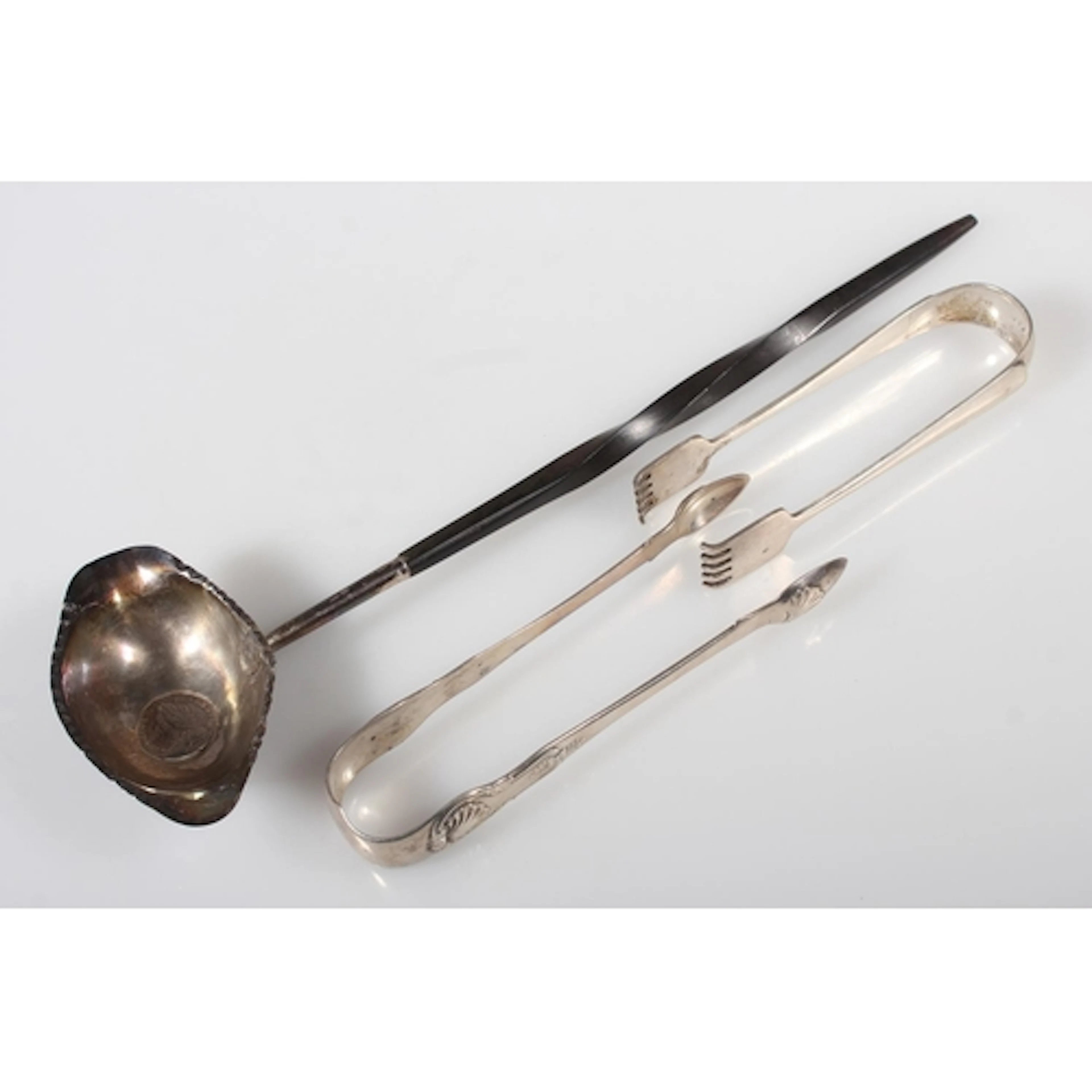 Pair of Georgian silver Kings pattern sugar tongs, makers ma...