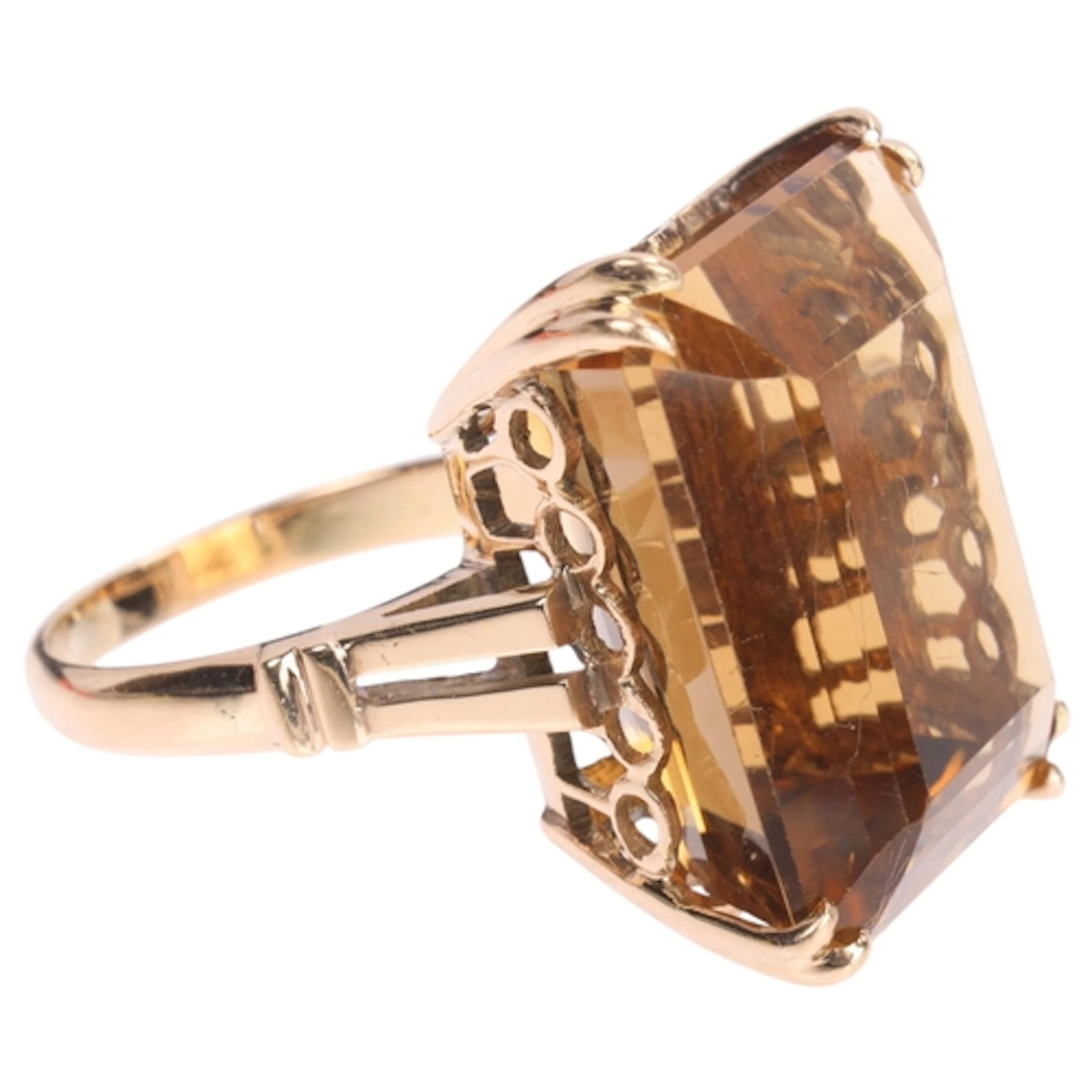 A Vintage 9ct gold single stone citrine ring, claw set with ...