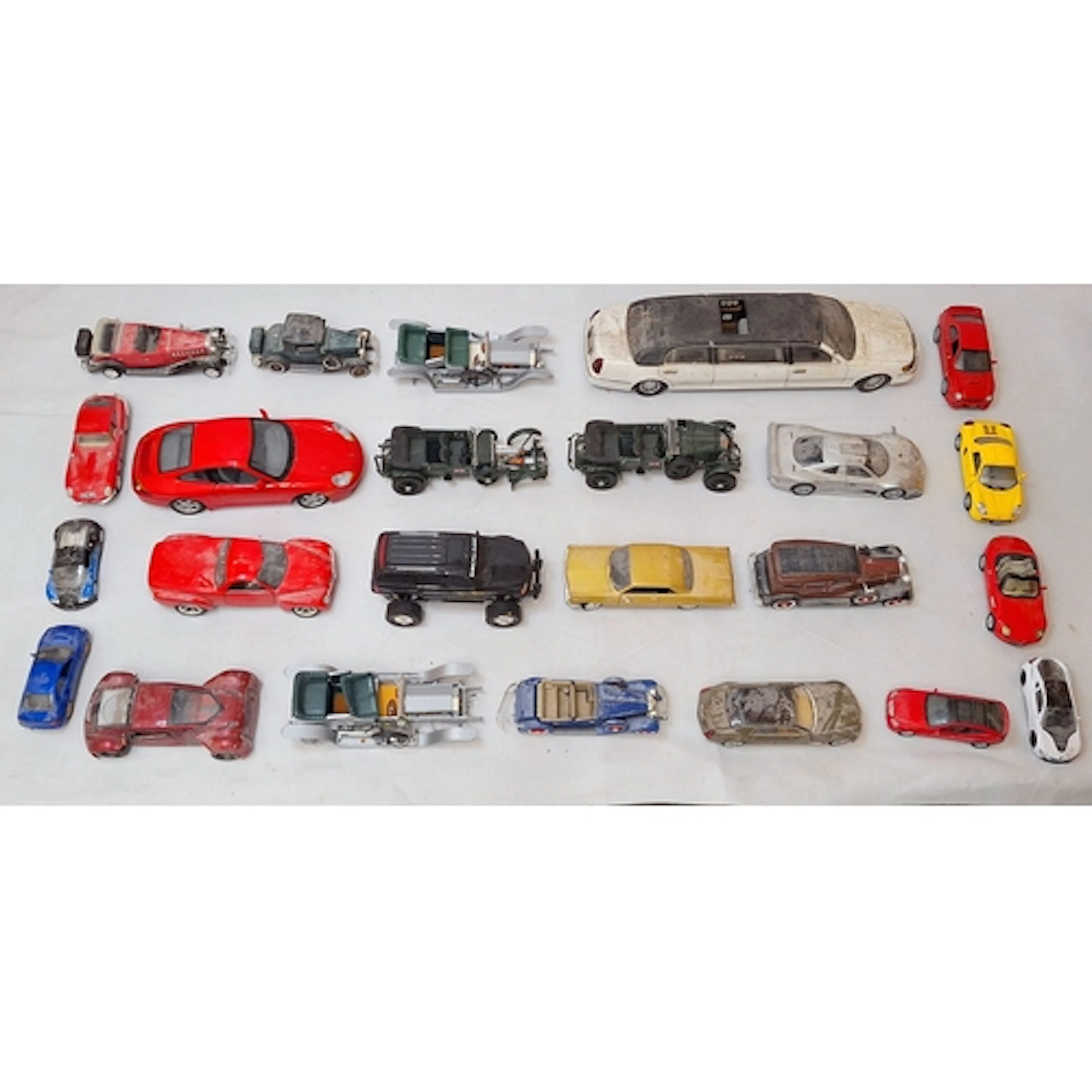 Play-Worn Model Vehicles incl. Sunstar stretch limousine, Ga...