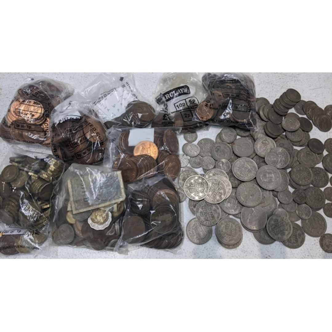 A selection of coins to include Victorian and later coins, p...