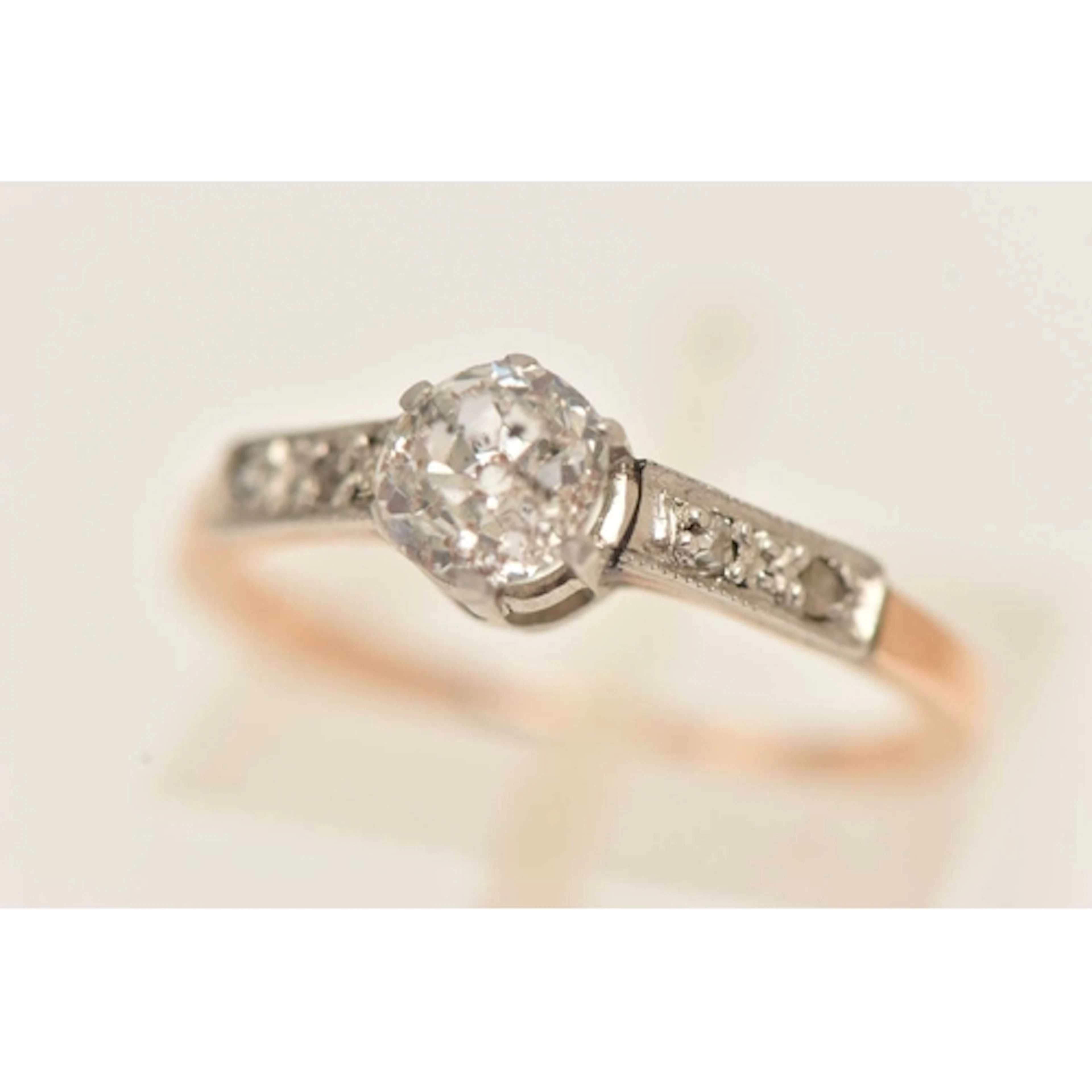 A DIAMOND RING, an old cut diamond, approximate total diamon...