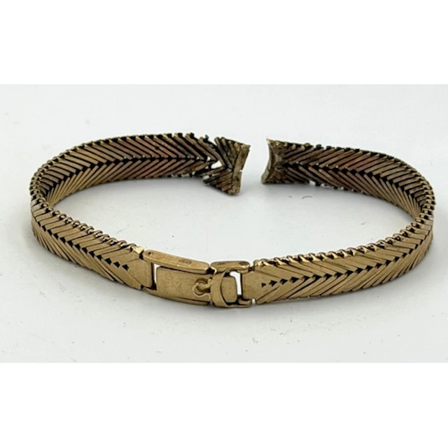 An AF 9ct yellow gold Omega watch bracelet.