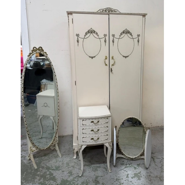 A Queen Anne style bedroom suite, wardrode, bedside and matc...