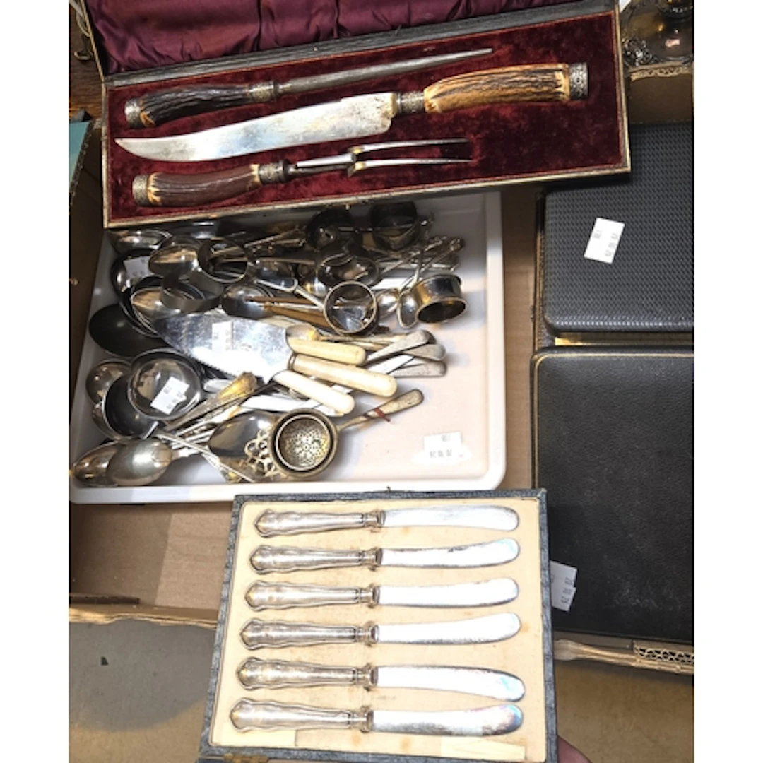 A selection of boxed and loose silver plated cutlery inc. a ...