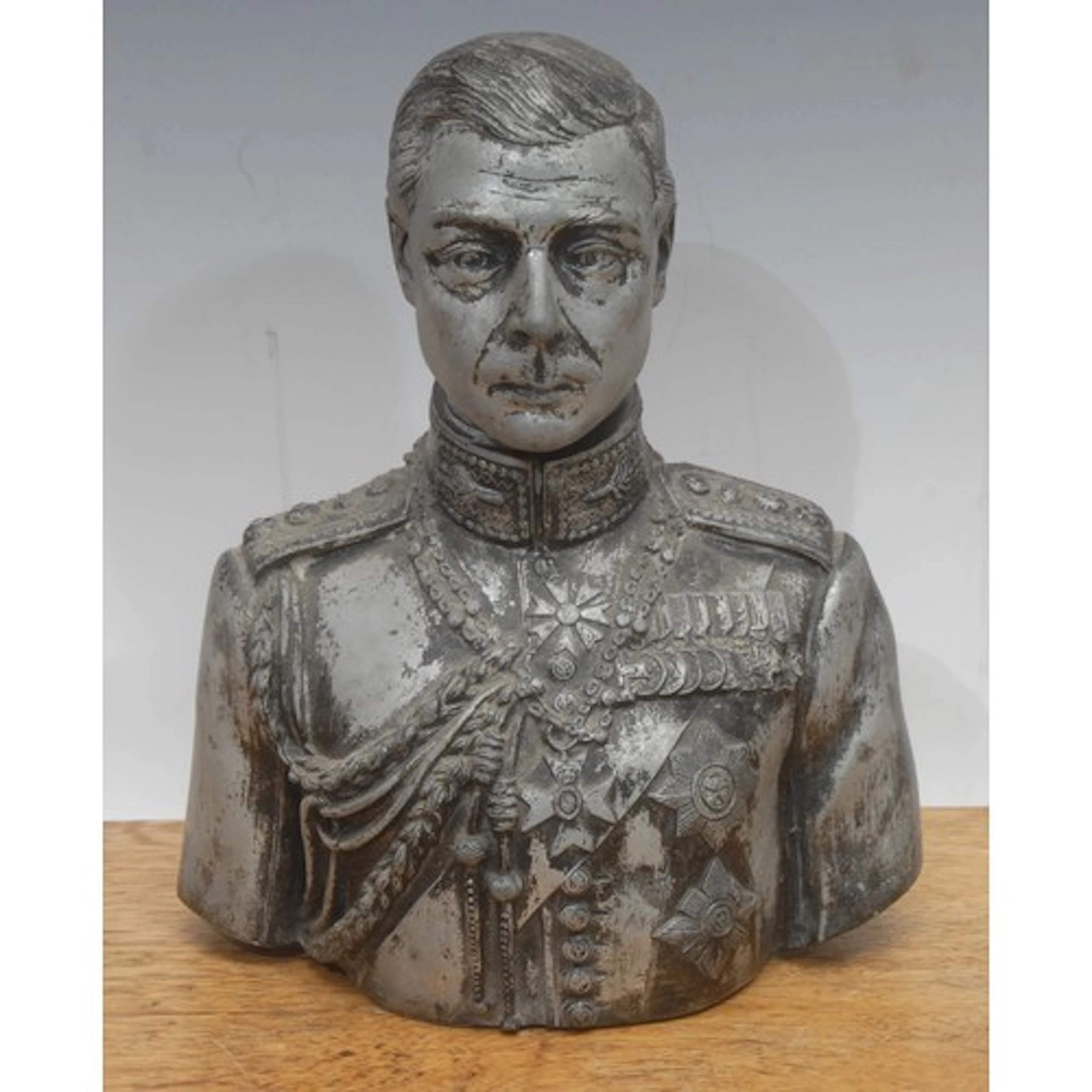 Royal Interest - an unusual cast metal bust, of Edward VIII ...