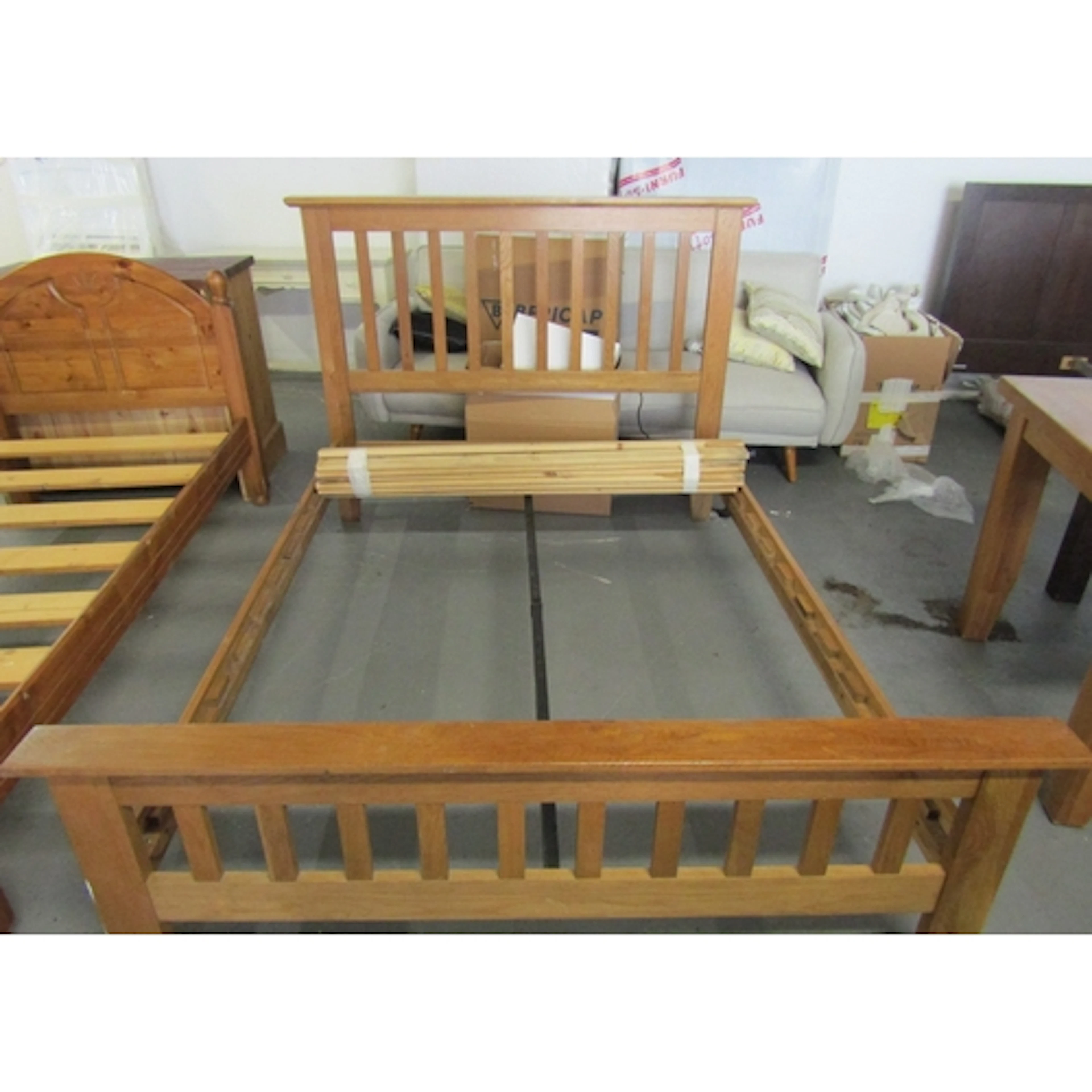 Modern Rail Form Oak Bed with Side Rails and Mattress Suppor...