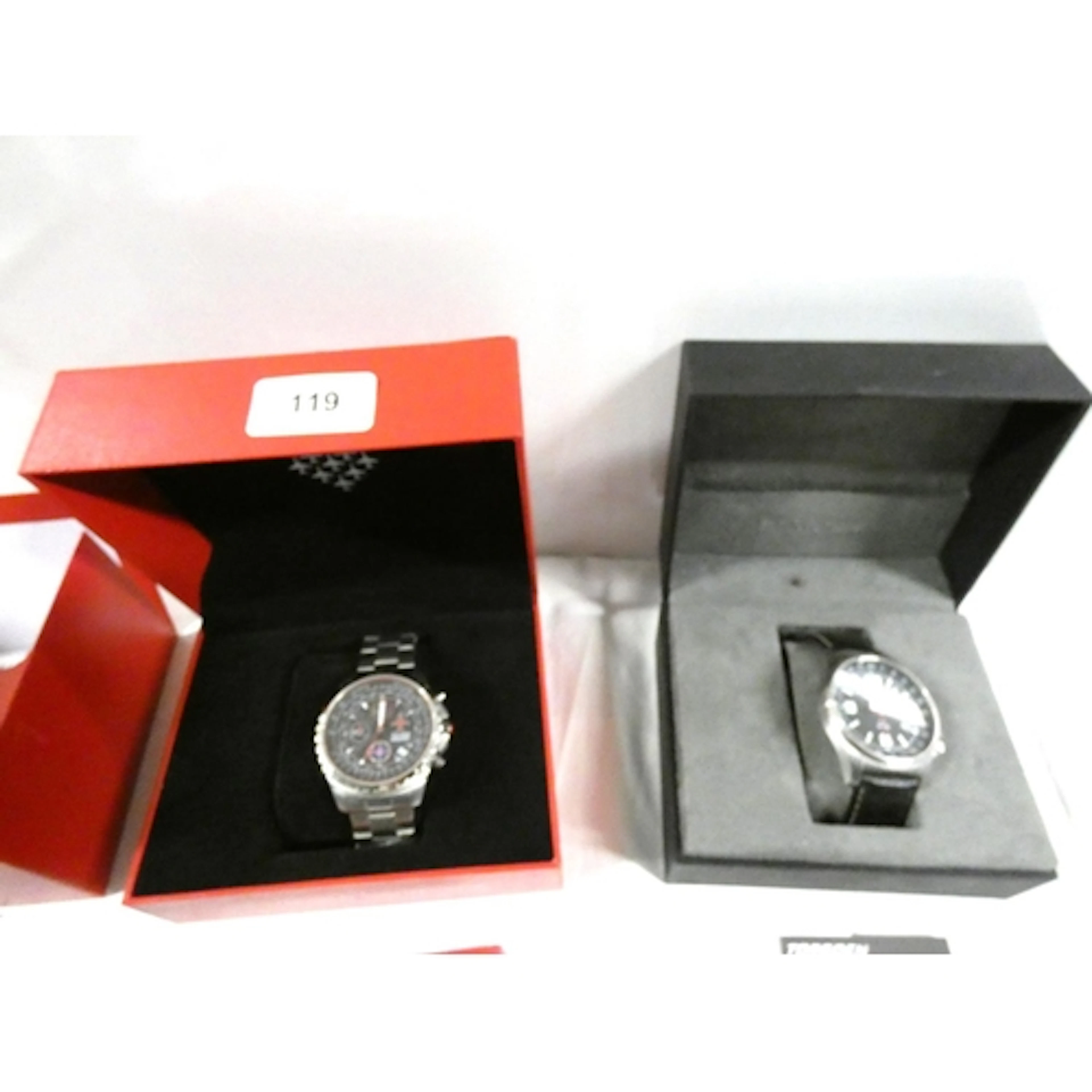 Modern Bradford exchange Red Arrows and Torgoen men's sports...
