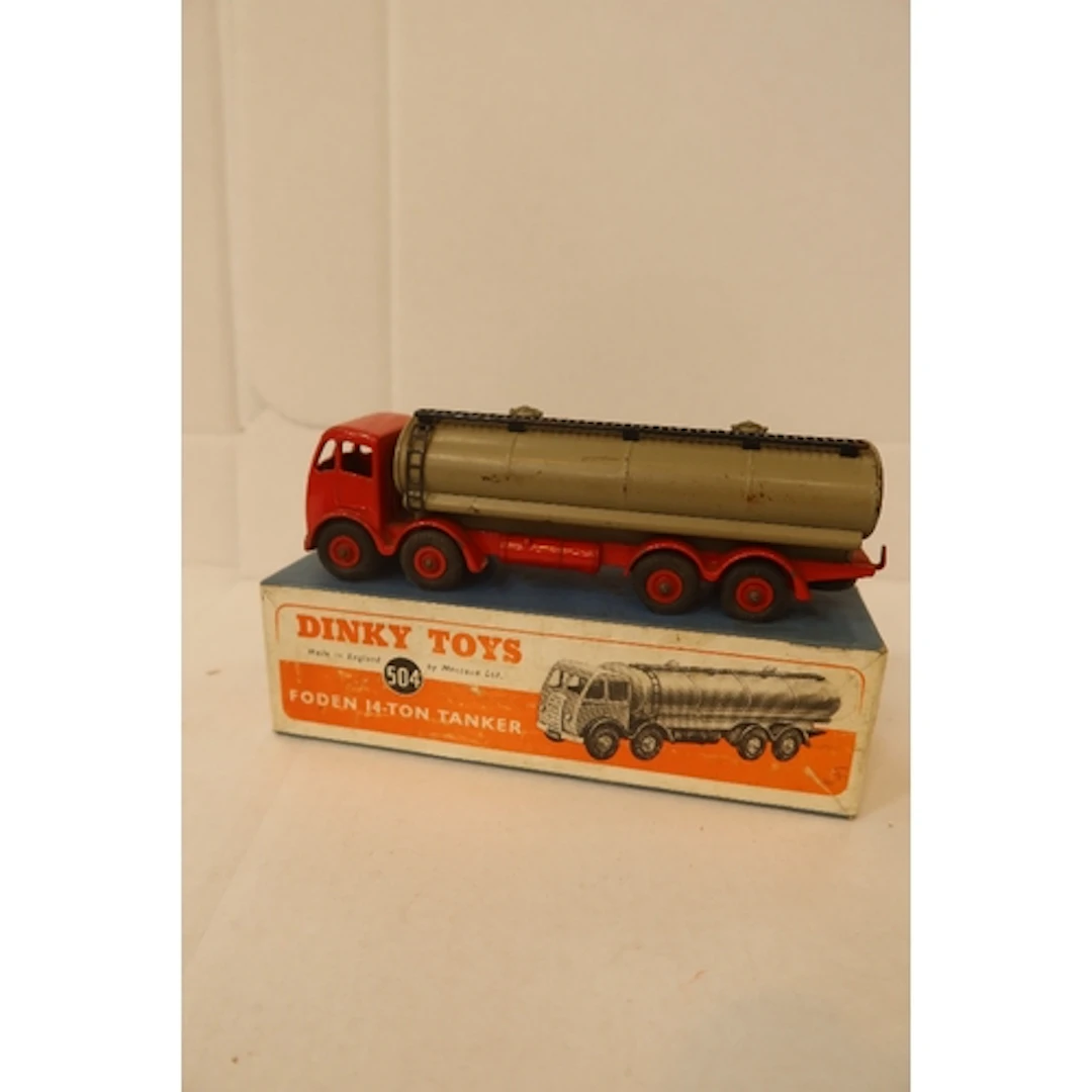 Dinky SuperToys 504