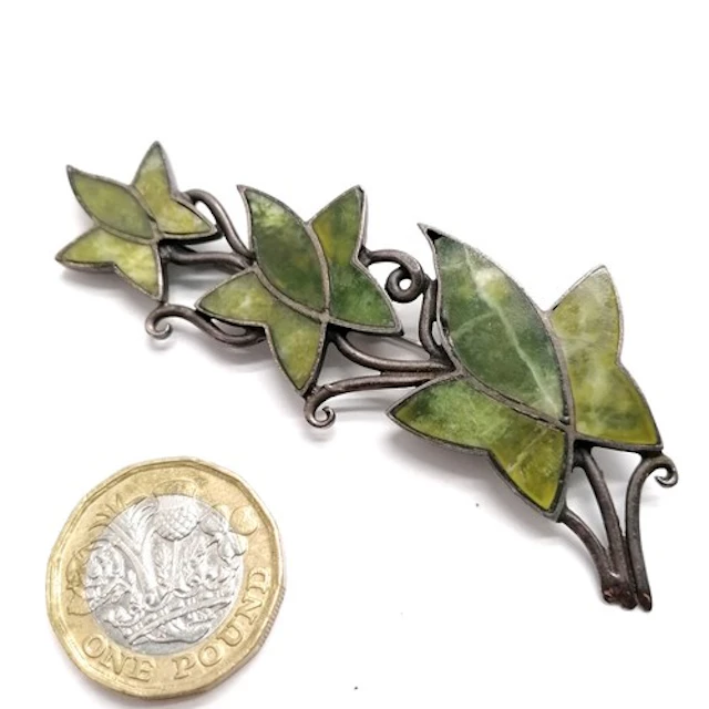 1971 silver connemara stone set ivy leaves brooch by S&Co - ...