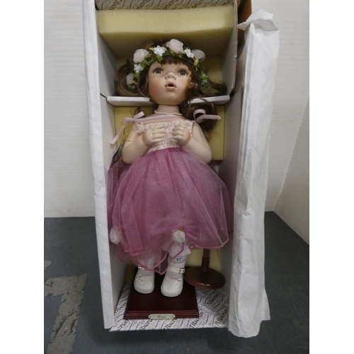 Auction price result for alberon dolls | Barnebys auction results.
