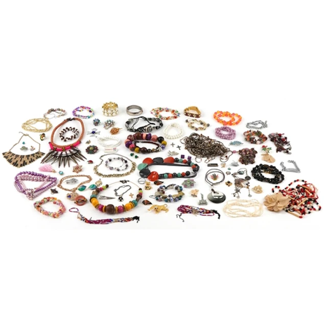 Costume jewellery including necklaces, bracelets and brooche...