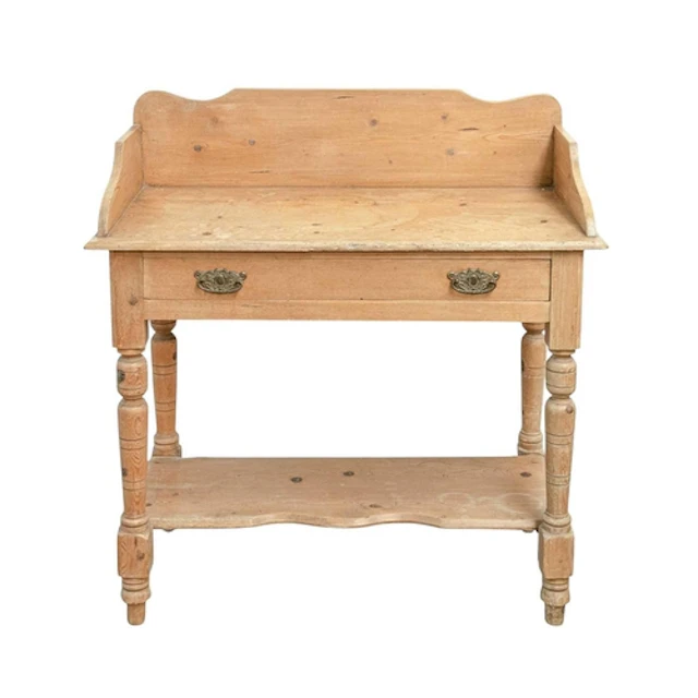 A Victorian pine tray top washstand. Fitted with a long draw...