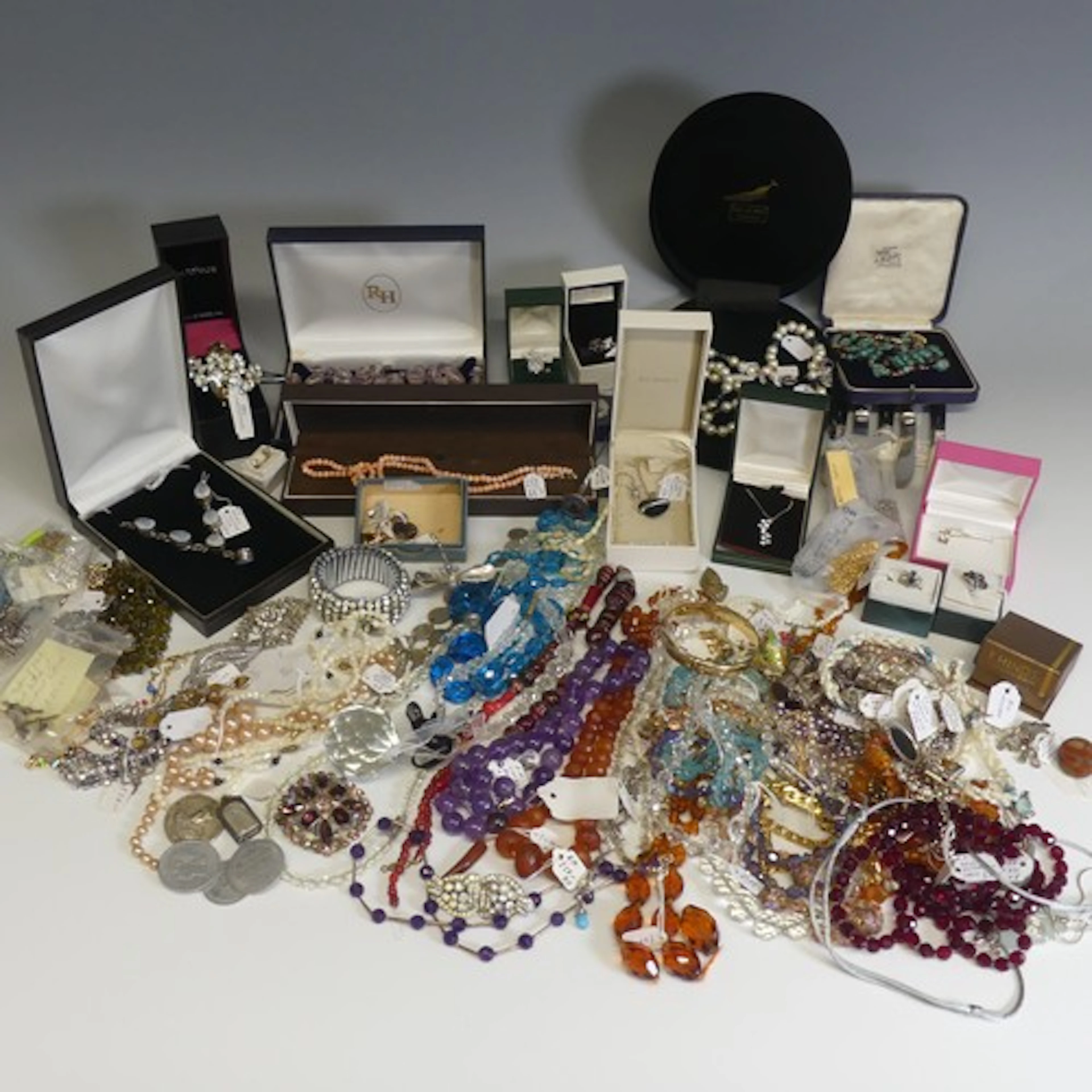A quantity of Costume Jewellery, including a silver and gilt...