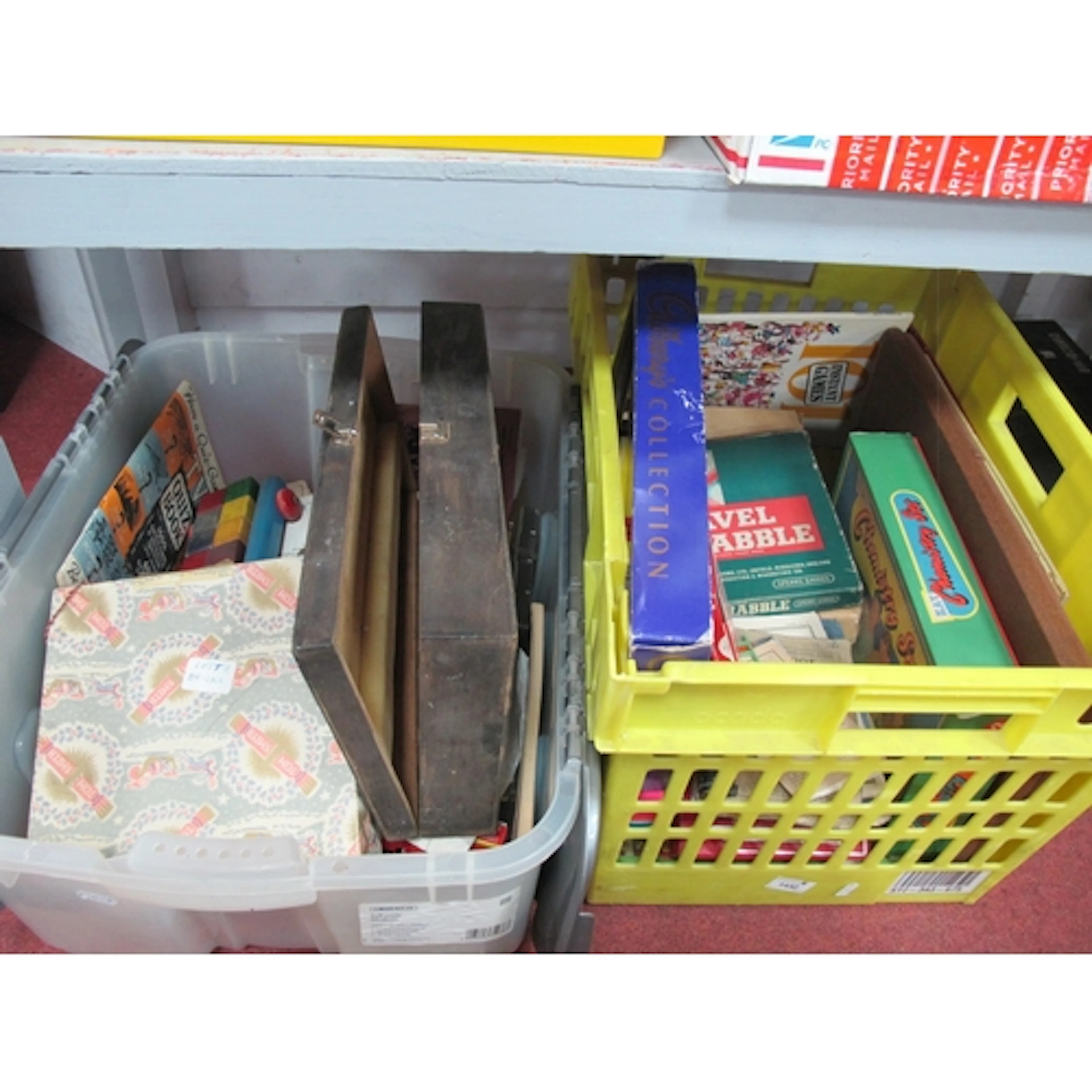 Cluedo, Chemistry Set, Lott's Tudor Blocks, card games, Hohn...