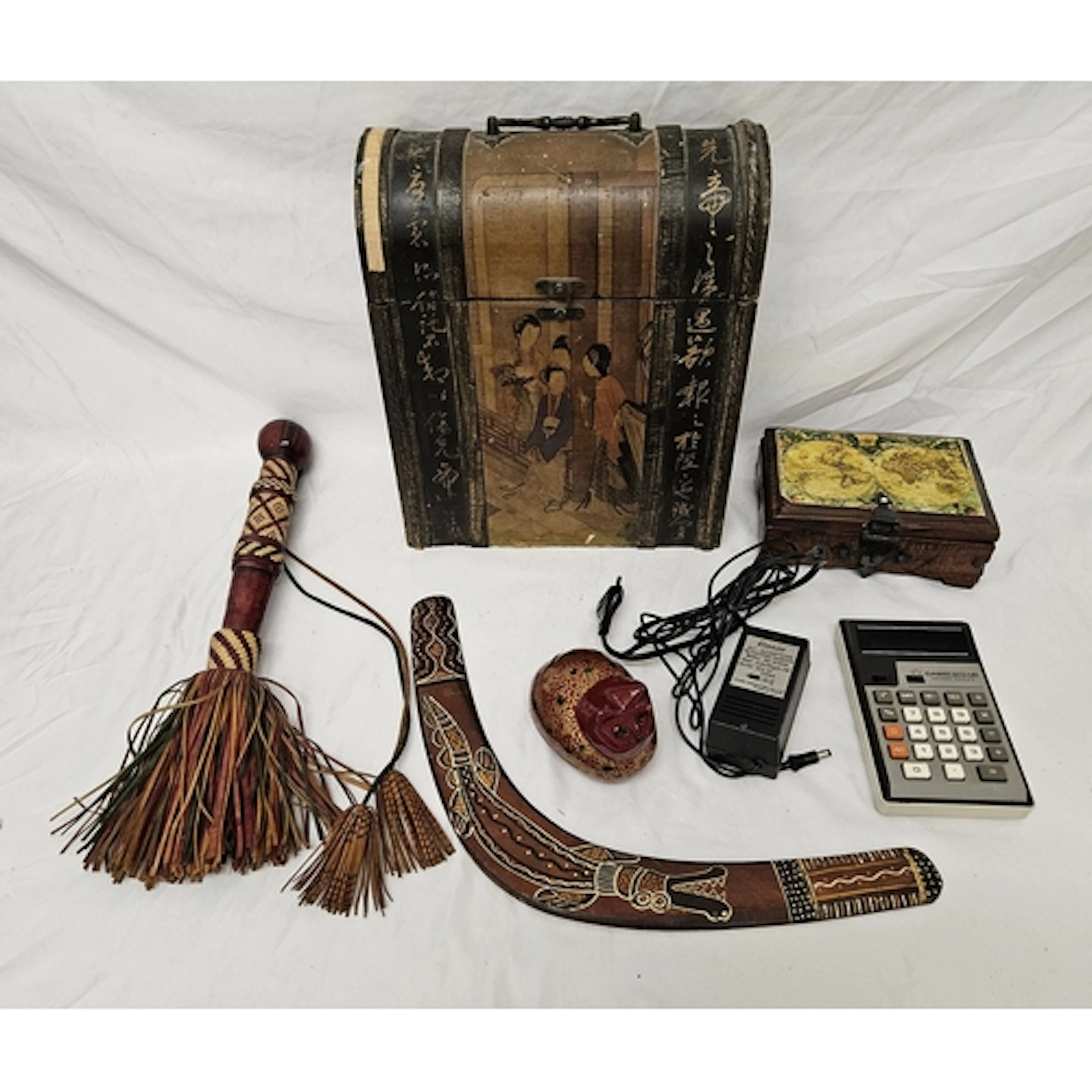 Oriental Style Box/Wine Carrier, Australian boomerang, decor...