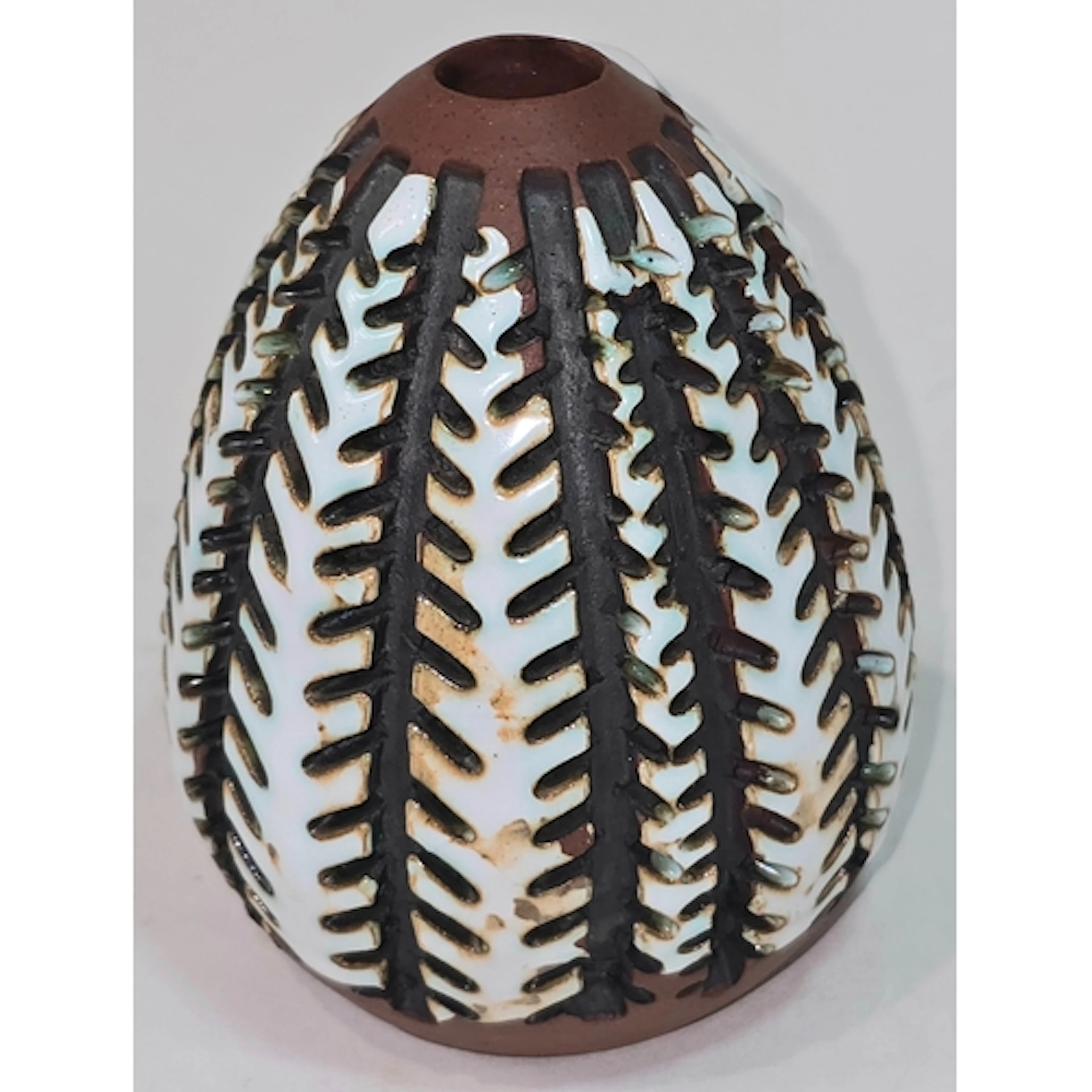 Poole Pottery Atlantis A'22 carved pen/bud holder by Susan D...