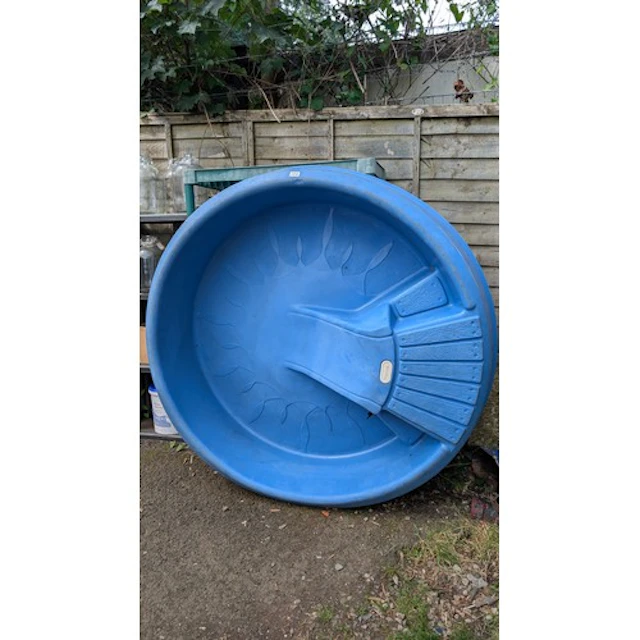 Little Tikes large plastic paddling pool with built in steps...