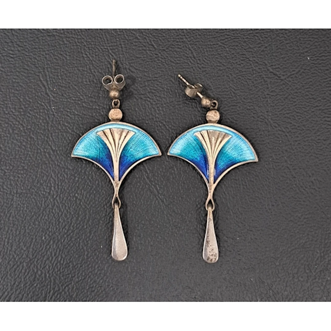 PAIR OF PAT CHENEY SILVER AND ENAMEL DROP EARRINGS with styl...