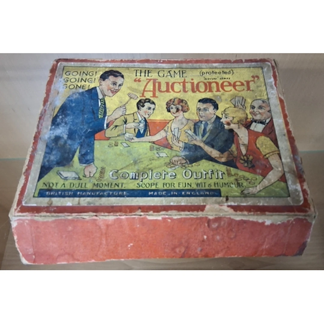 THE GAME 'AUCTIONEER' AN EARLY 20TH CENTURY PARLOUR GAME, in...