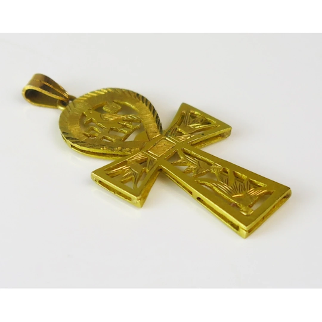 An 18ct yellow gold Ankh pendant, 52mm drop, Egyptian hallma...