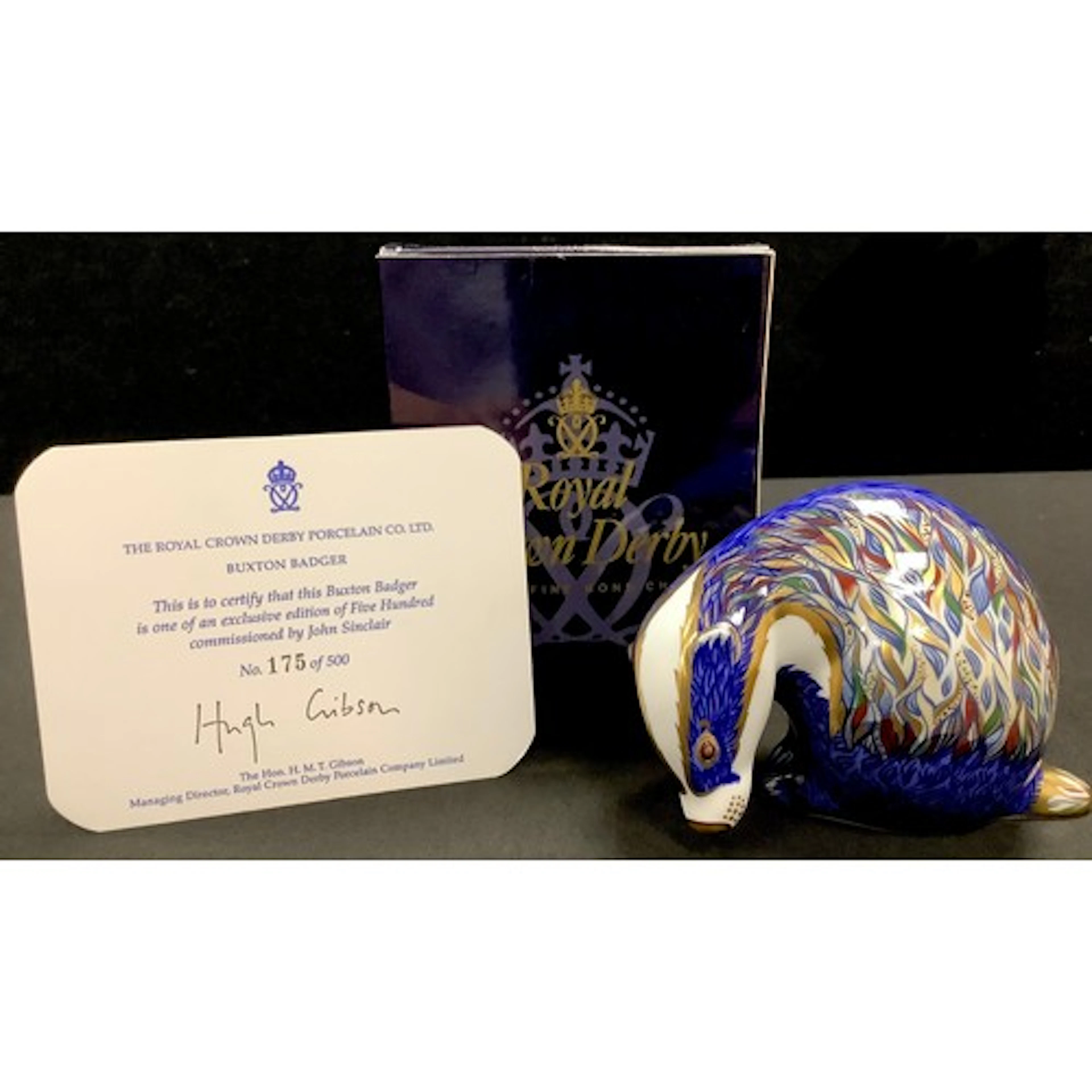 A Royal Crown Derby paperweight, Buxton Badger, exclusively ...