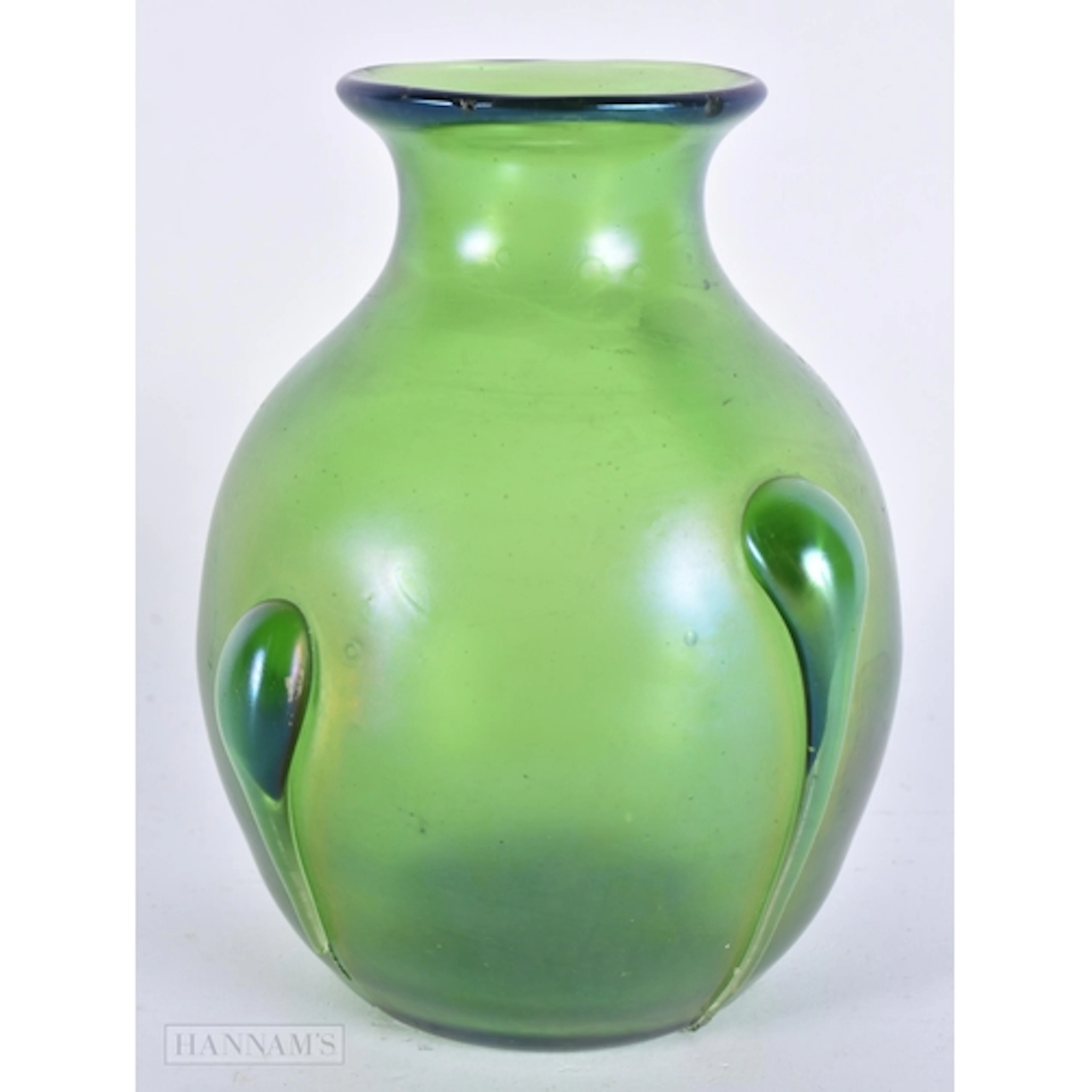 AN ART NOUVEAU AUSTRIAN IRIDESCENT GLASS VASE possibly Loetz...