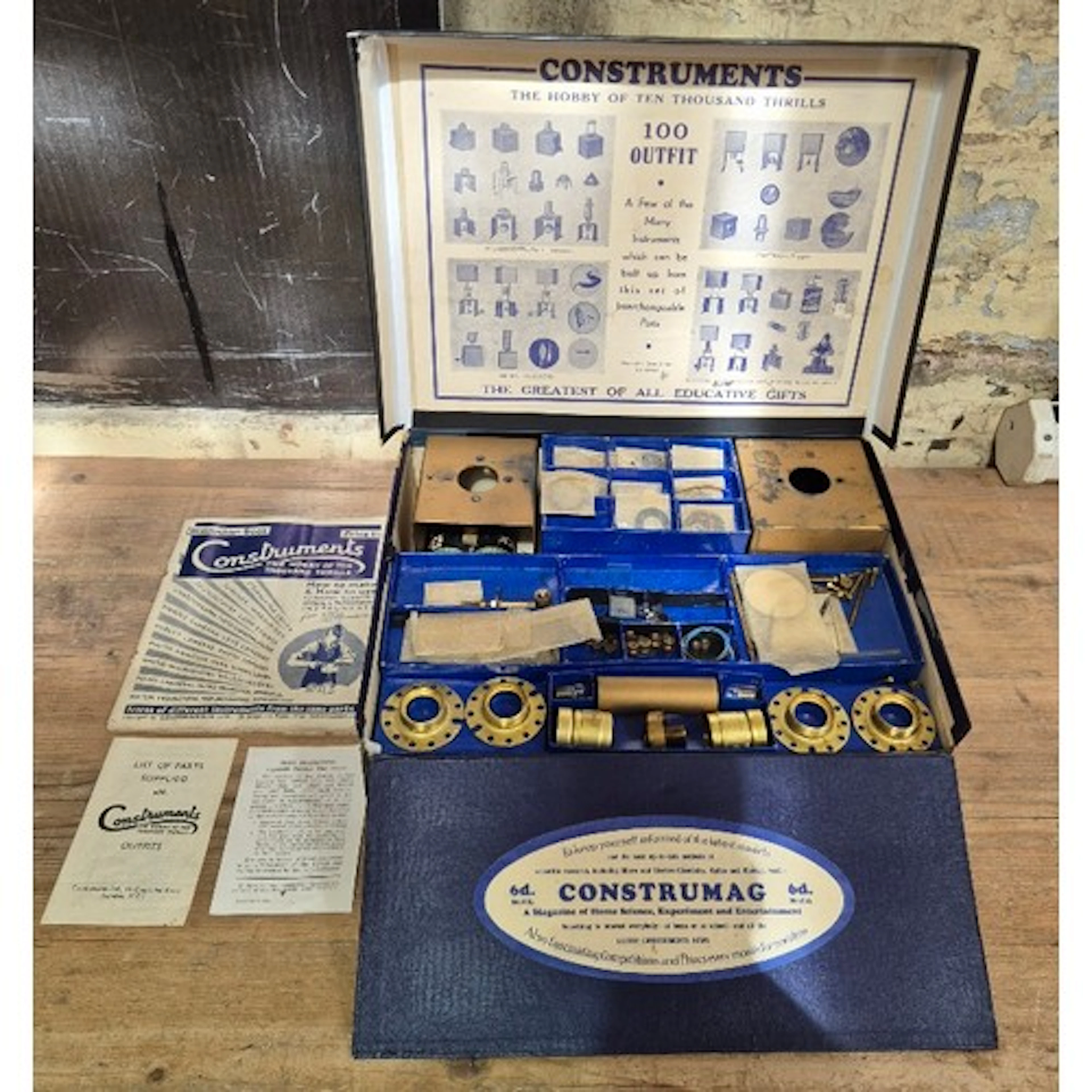 A vintage Construments '100 OUTFIT' set, in original box.
