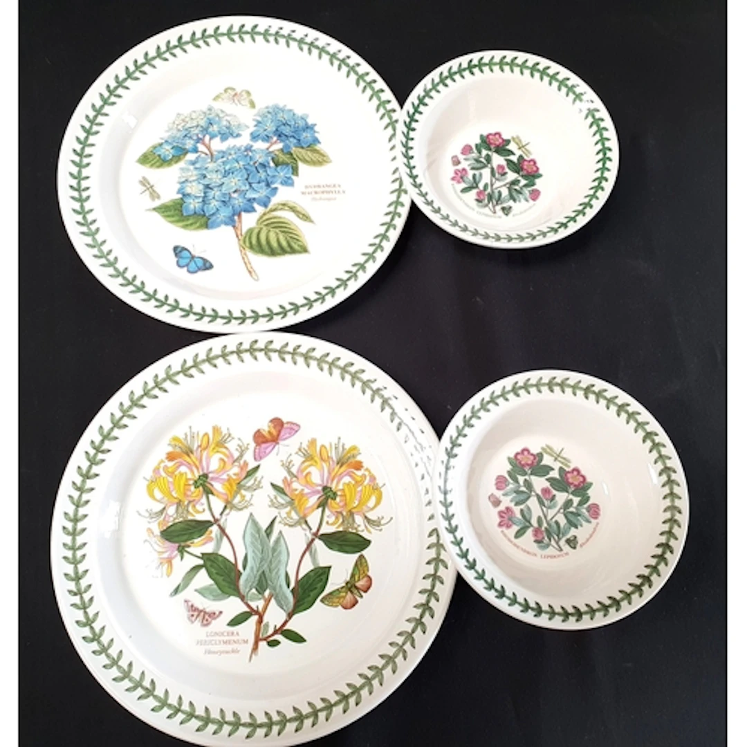 PORTMEIRION BOTANIC GARDEN DINNER WARES featuring differing ...
