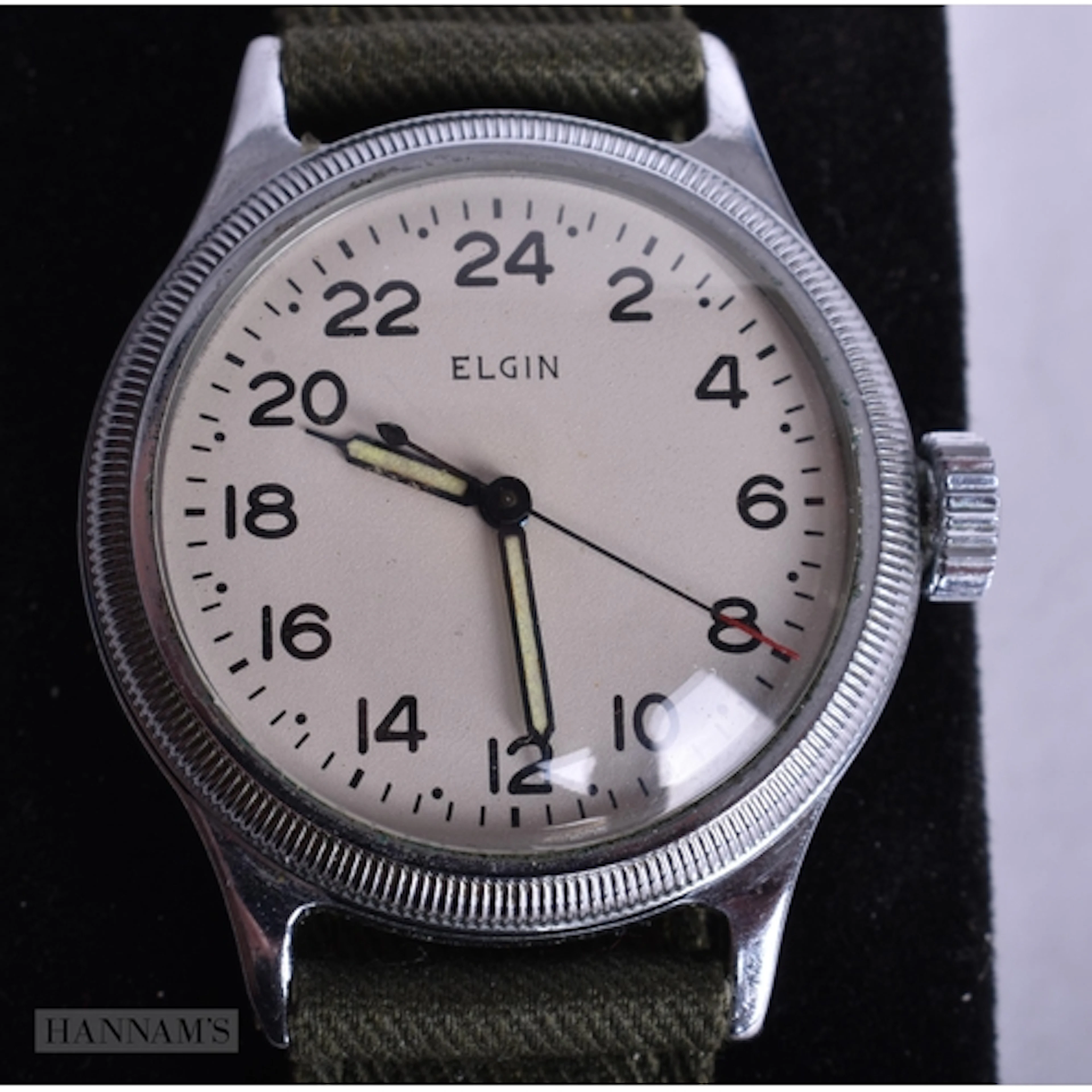 AN ELGIN A-11 24H AF 45-43057 MILITARY WRIST WATCH. Running....