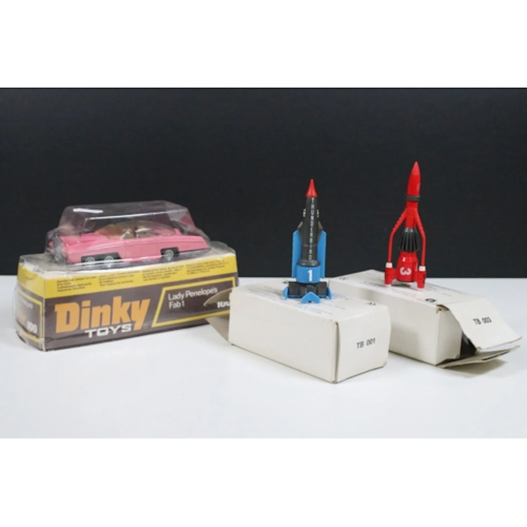 Boxed / cased Dinky 100 Thunderbirds Lady Penelope's FAB 1 d...