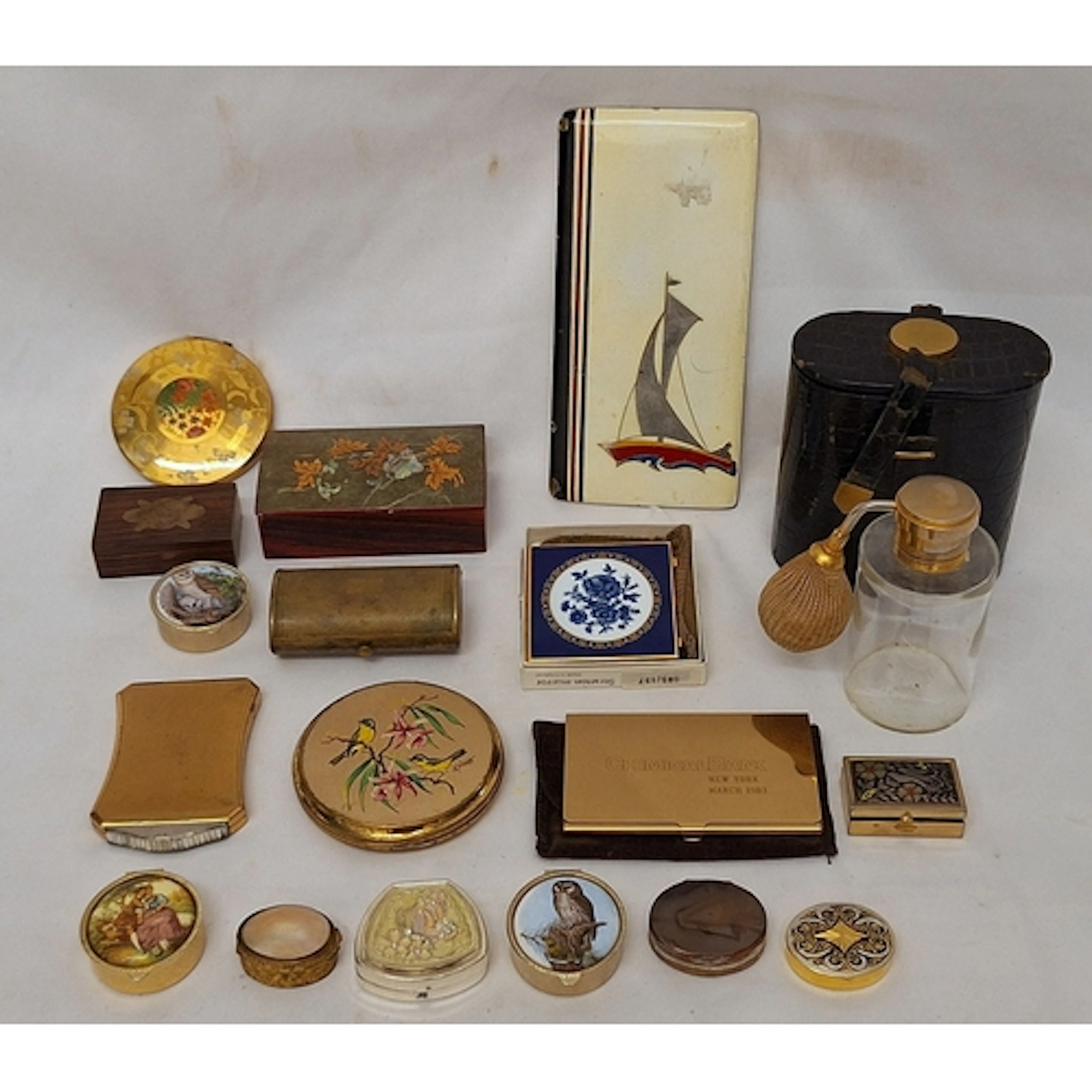 Vintage Guerlain Perfume Bottle in original case, with puffe...