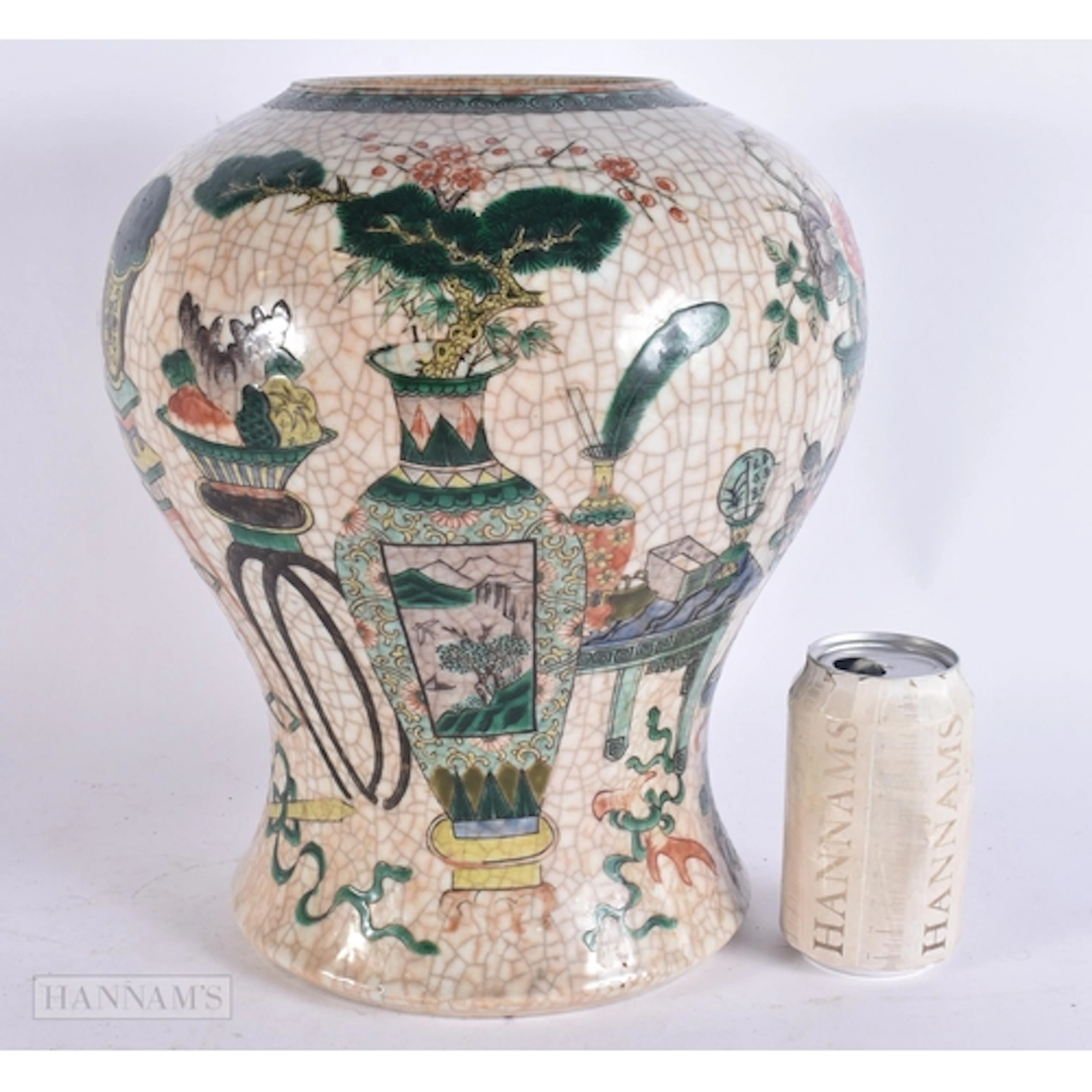 A LARGE 19TH CENTURY CHINESE FAMILLE VERTE PORCELAIN BALUSTE...